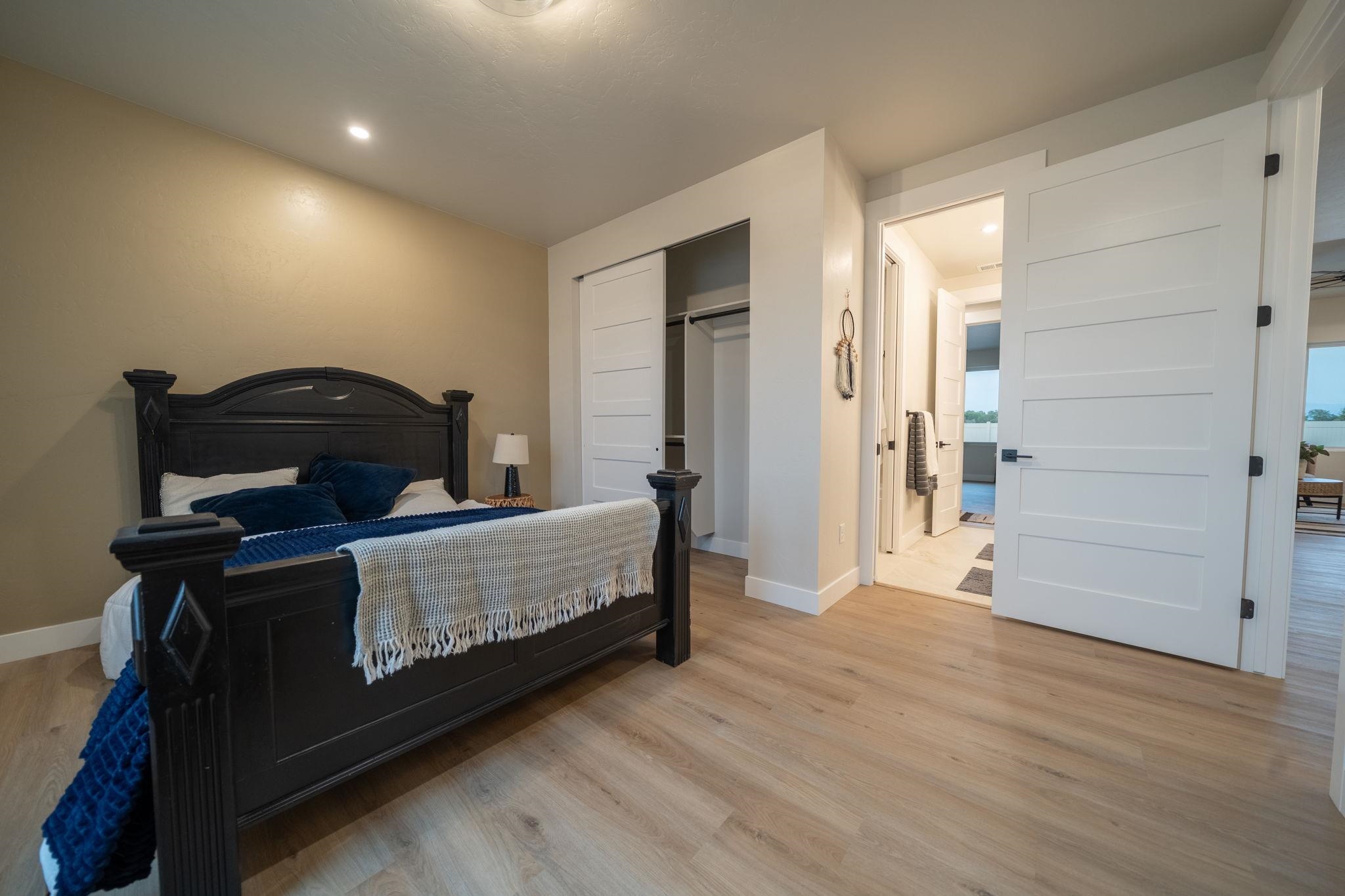1018 Lone Tree Court Property Photo 29