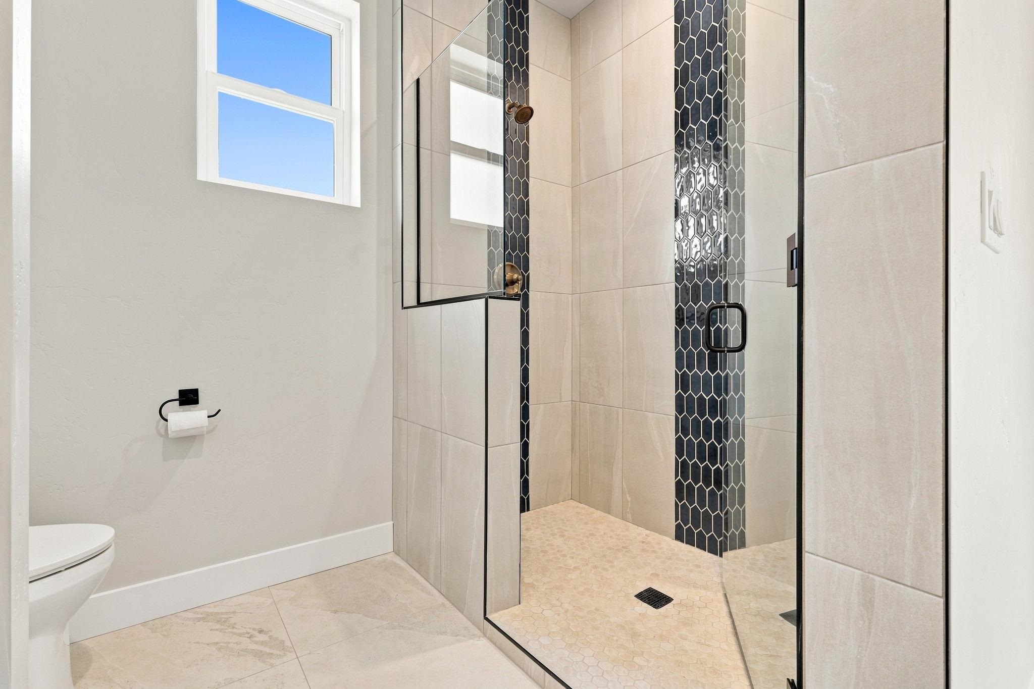 1018 Lone Tree Court Property Photo 35