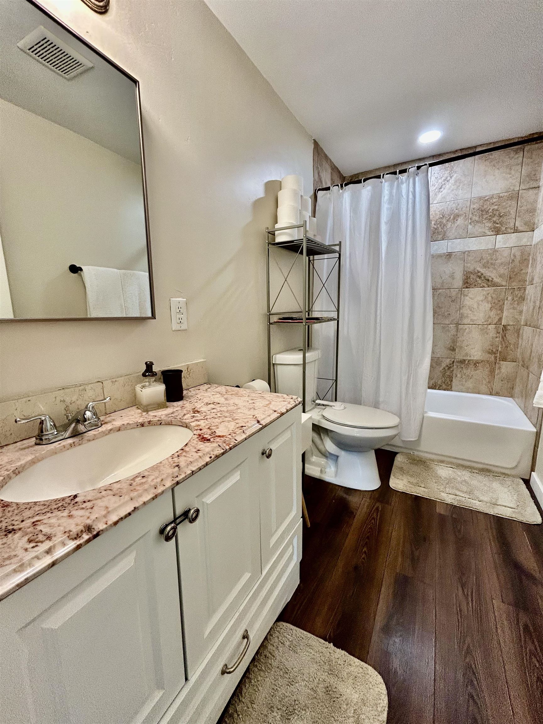 628 E Cleveland Avenue Property Photo 12