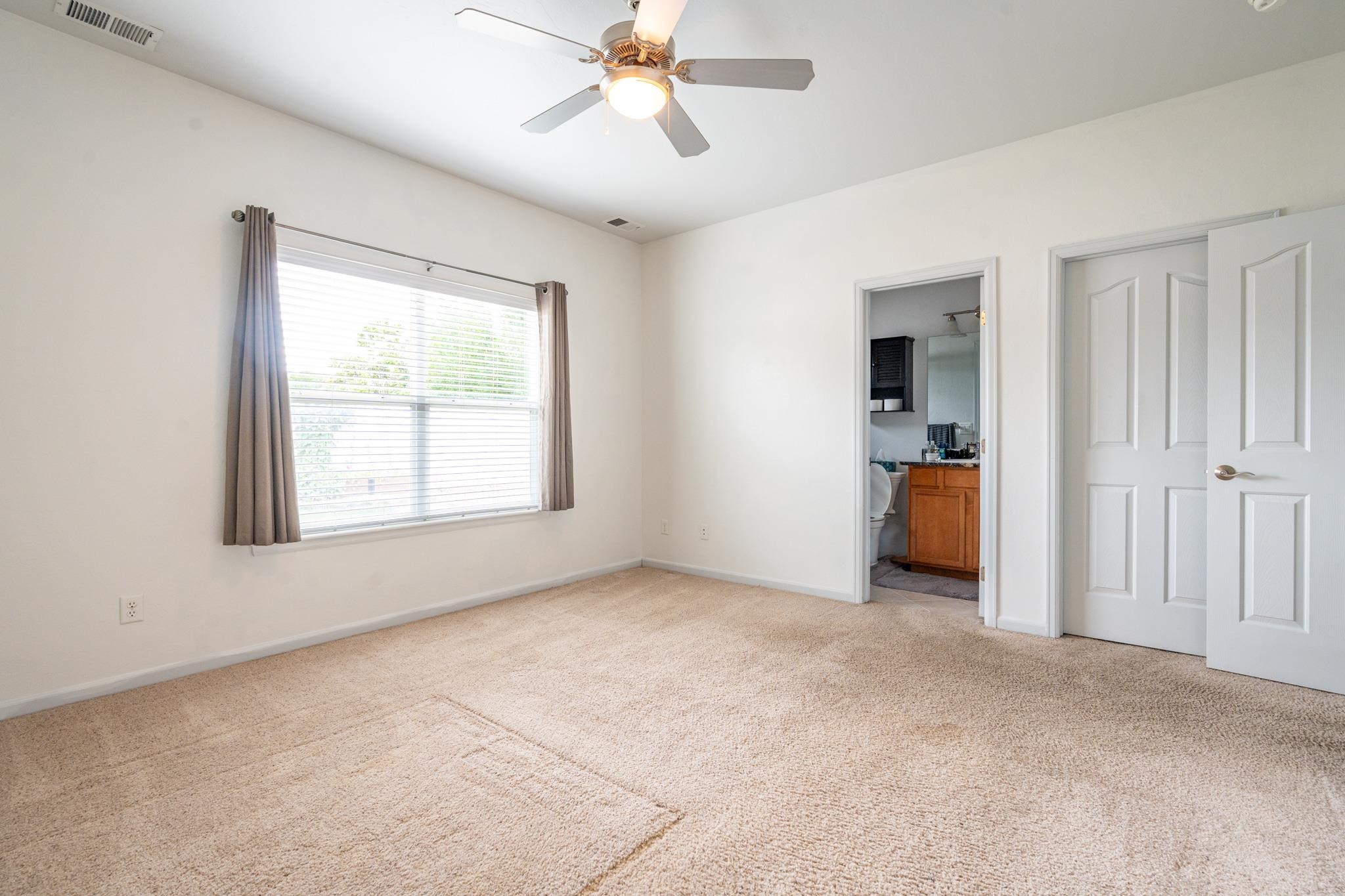 656 Huntington Road Property Photo 15