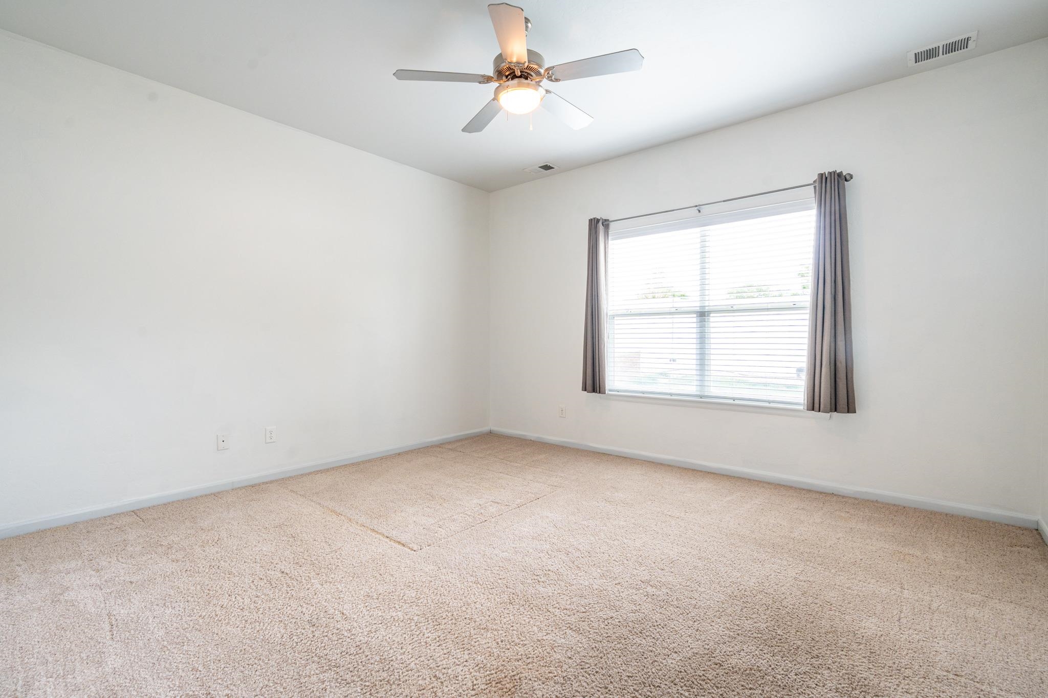 656 Huntington Road Property Photo 16