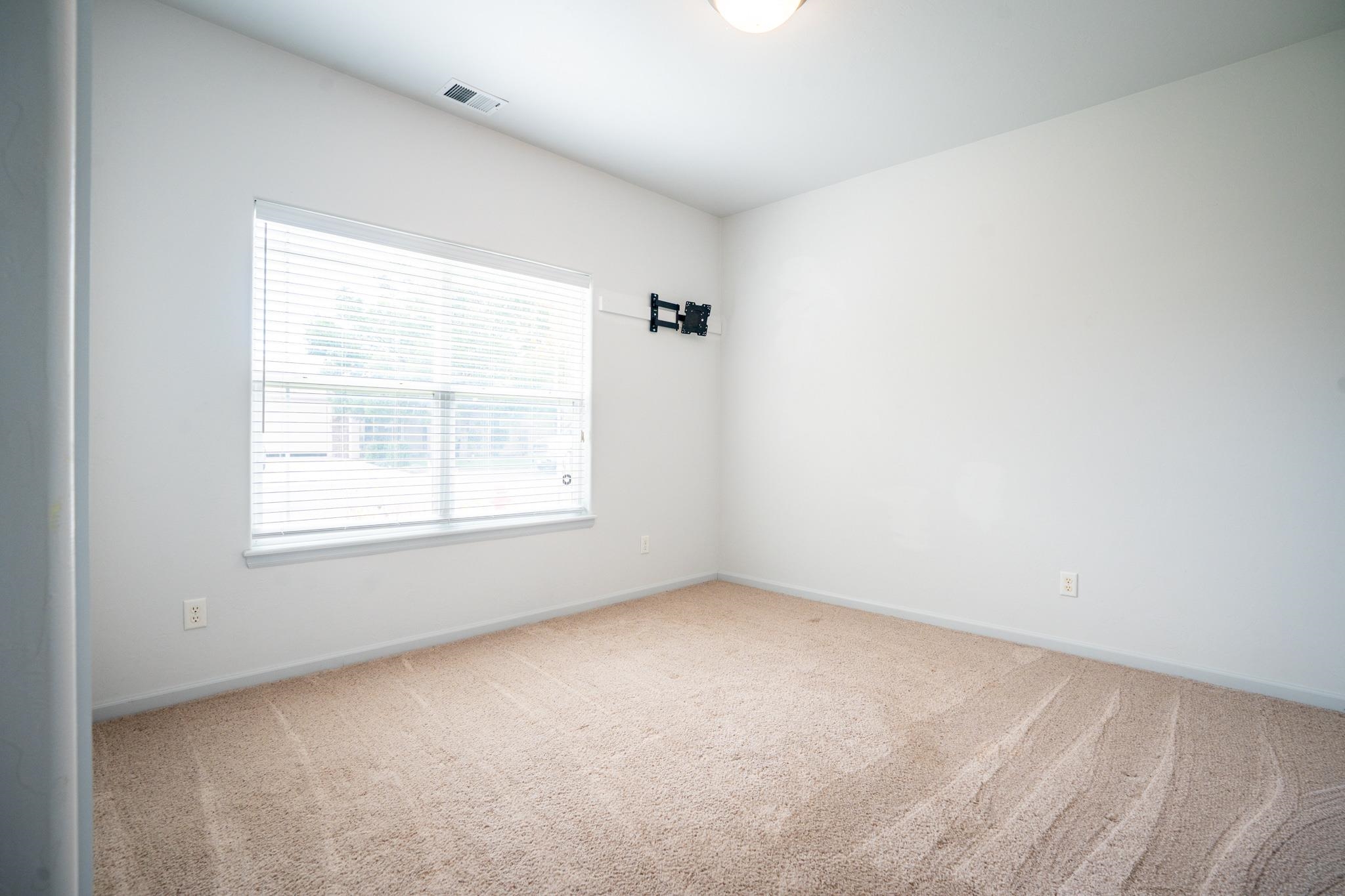 656 Huntington Road Property Photo 19