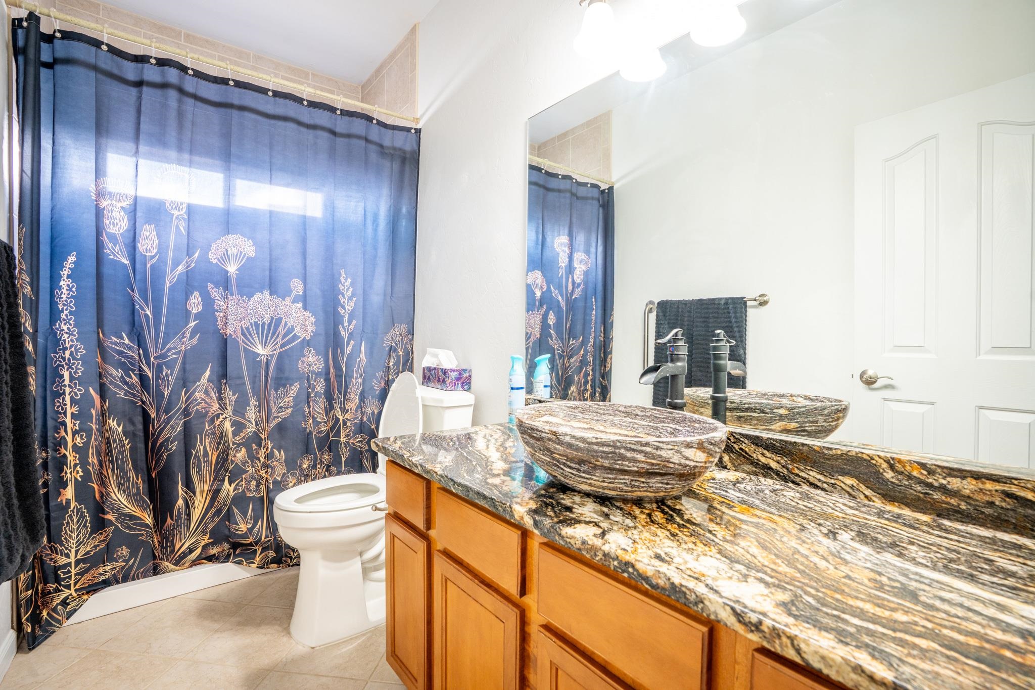 656 Huntington Road Property Photo 22