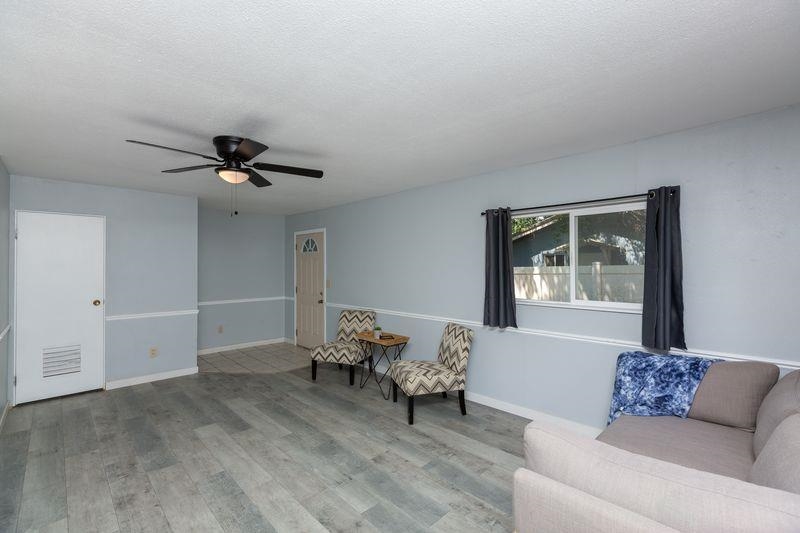137 N Cherry Street Property Photo 7