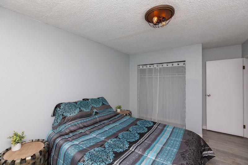 137 N Cherry Street Property Photo 18