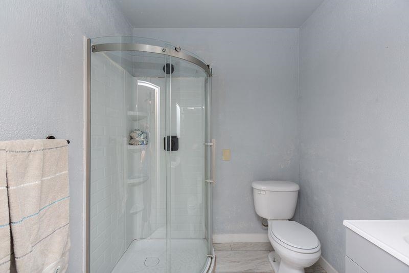 137 N Cherry Street Property Photo 33