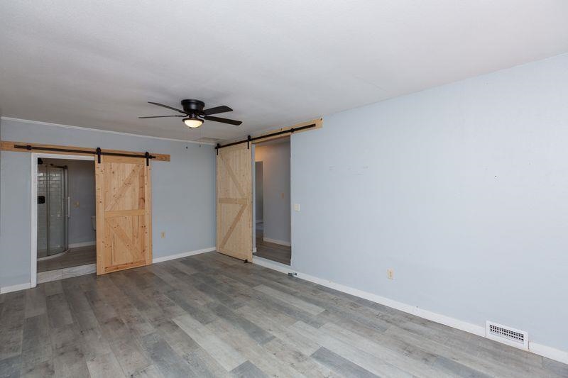 137 N Cherry Street Property Photo 37