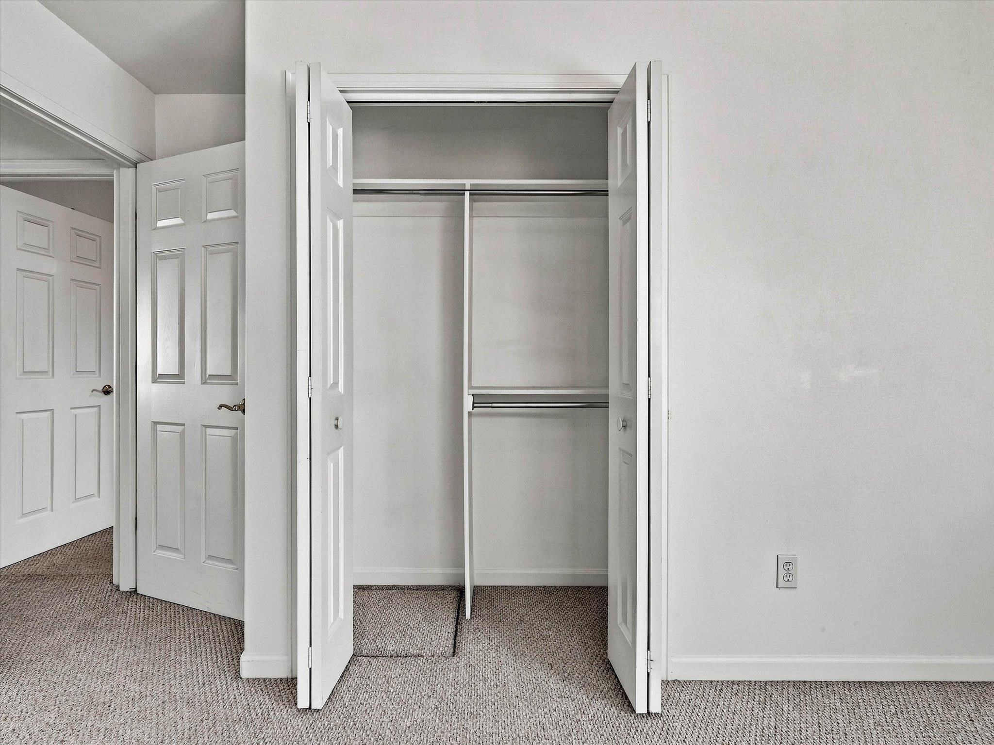 345 W Kennedy Avenue Property Photo 24