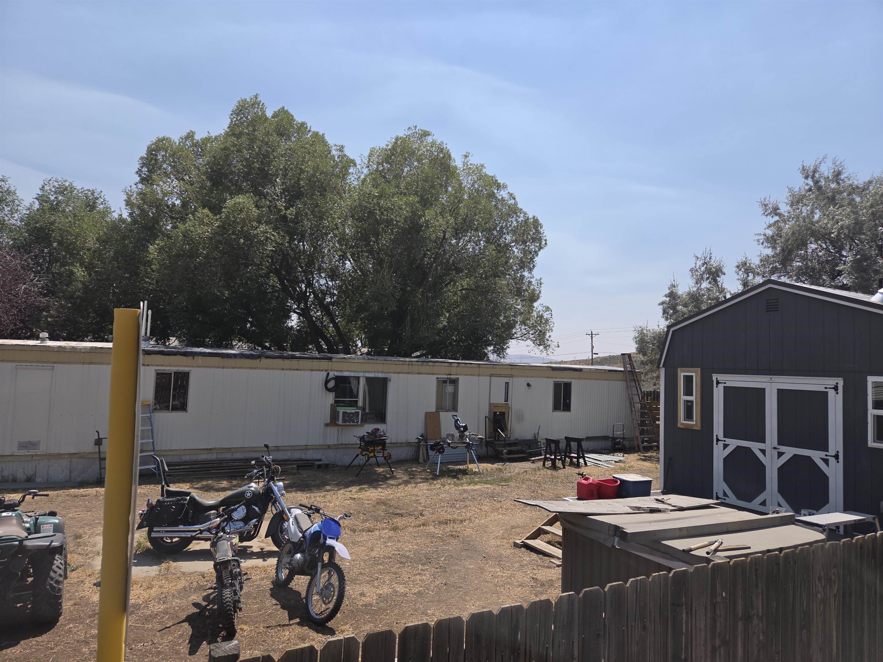 886 Aspen Avenue