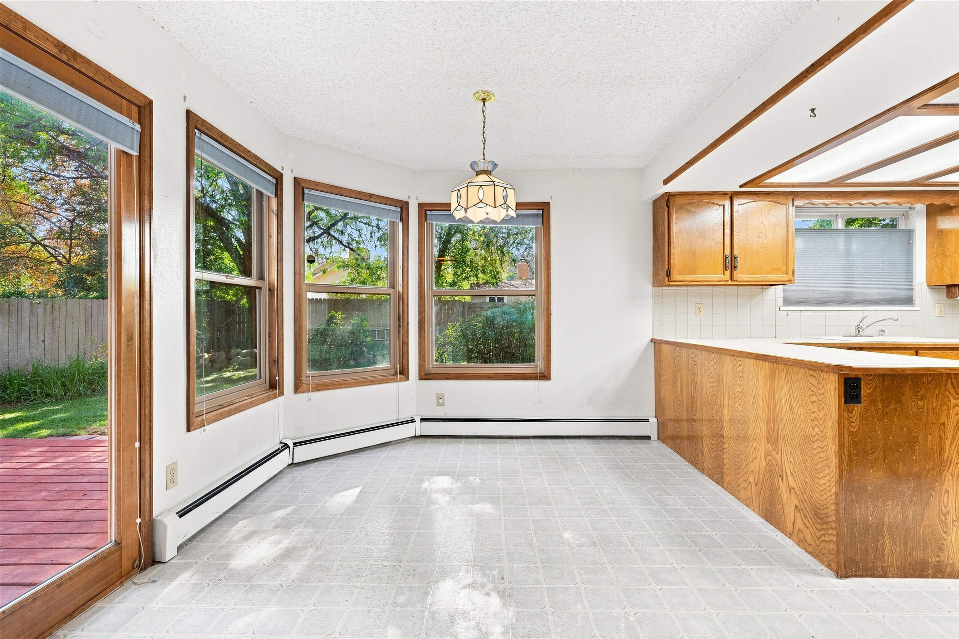 3610 Applewood Street Property Photo 11