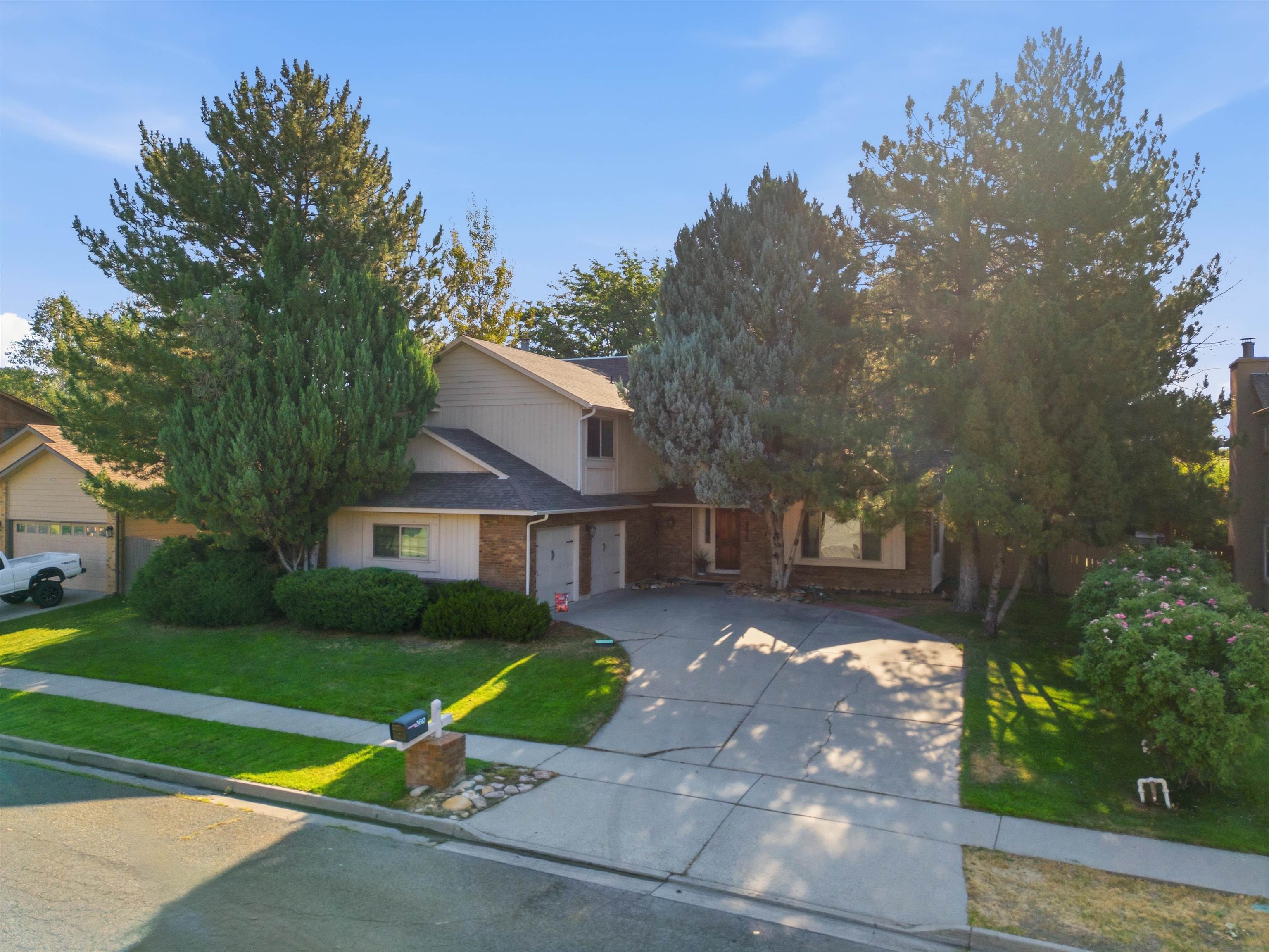 3610 Applewood Street Property Photo 36