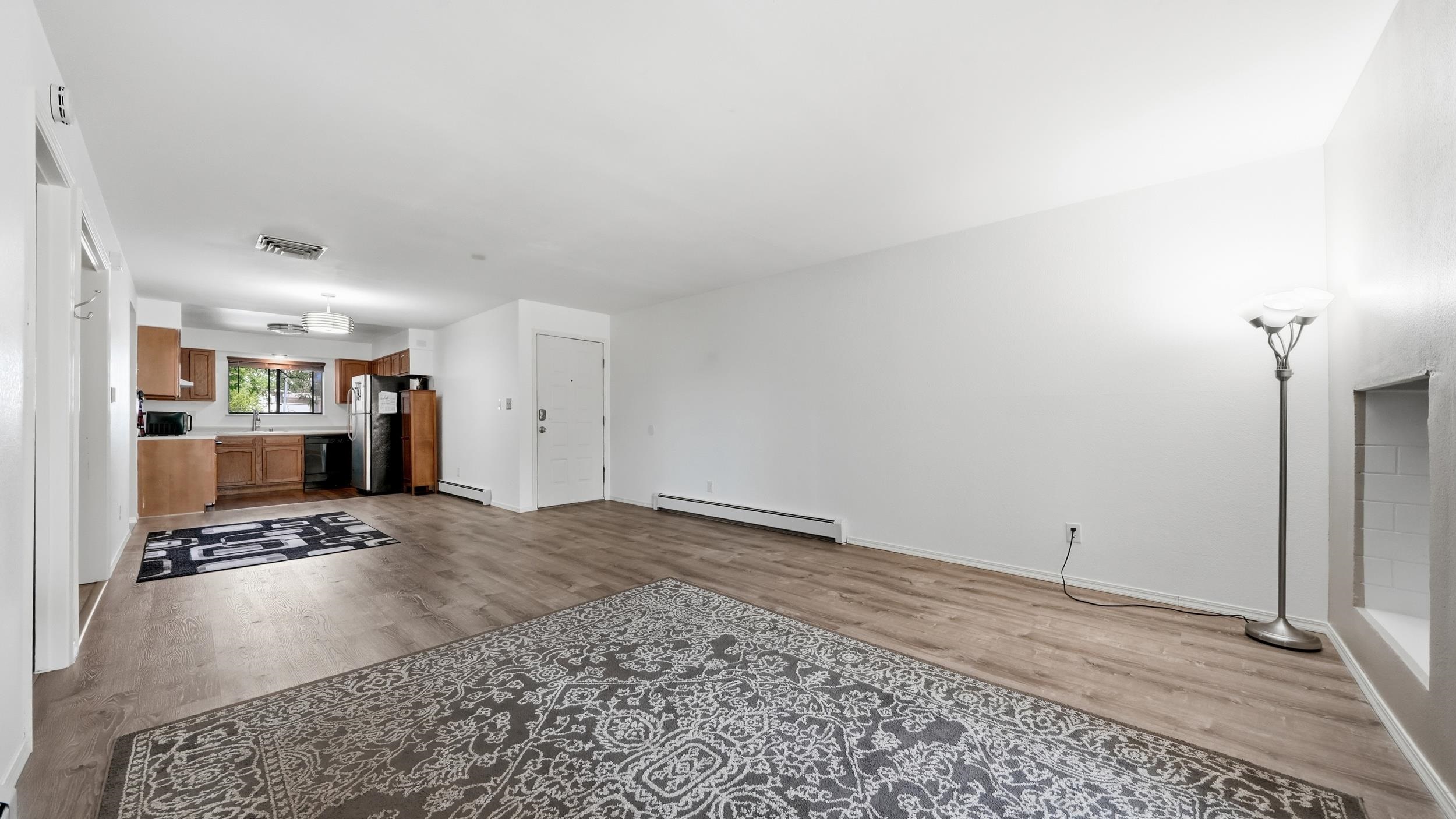 373 Ridges Boulevard Property Photo 6