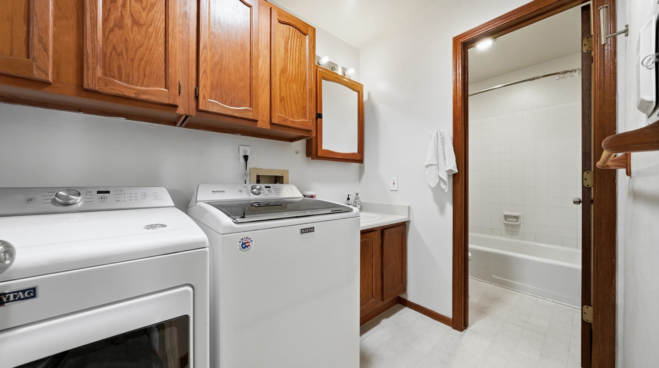 373 Ridges Boulevard Property Photo 16