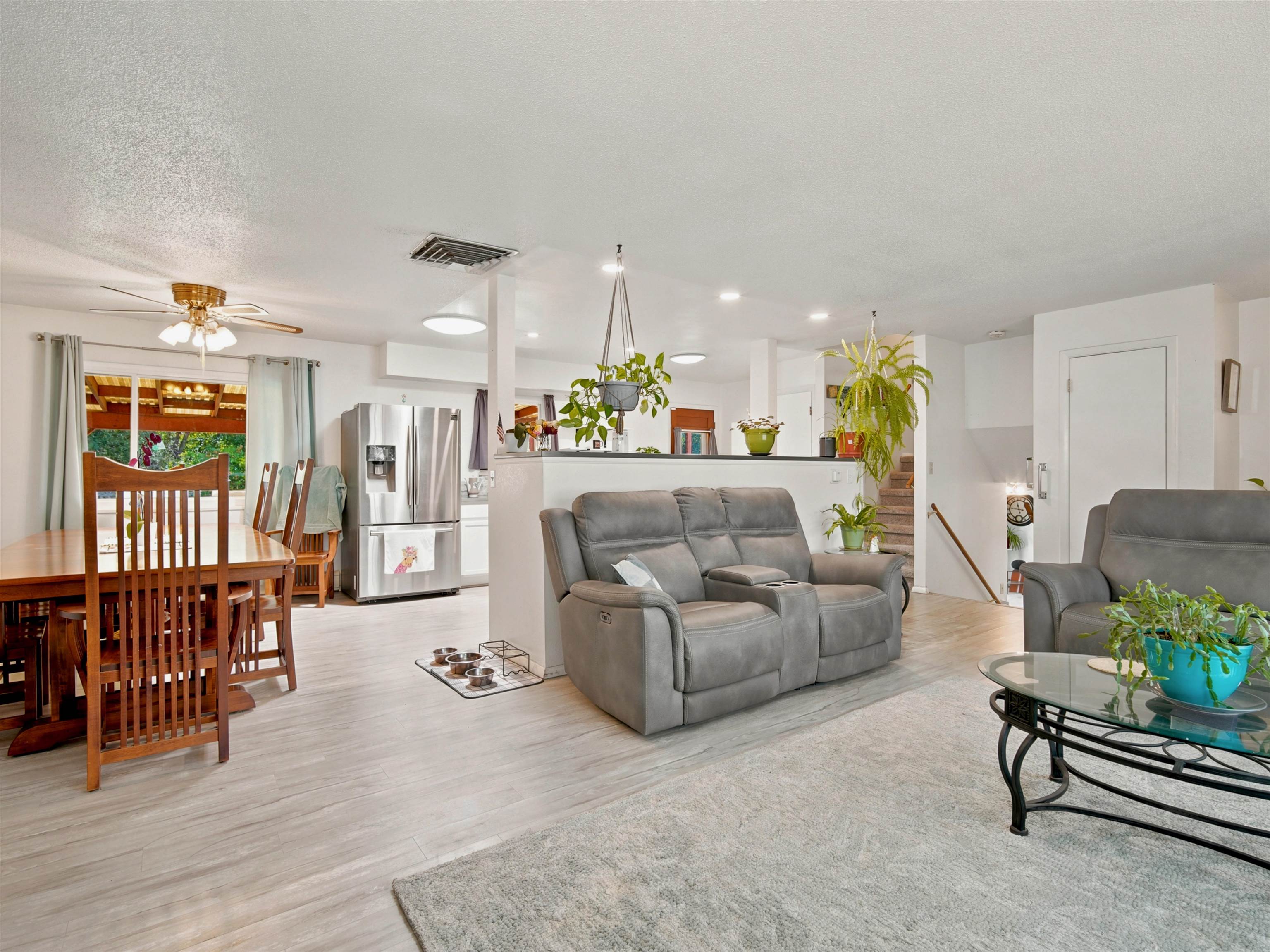 562 Normandy Drive Property Photo 8