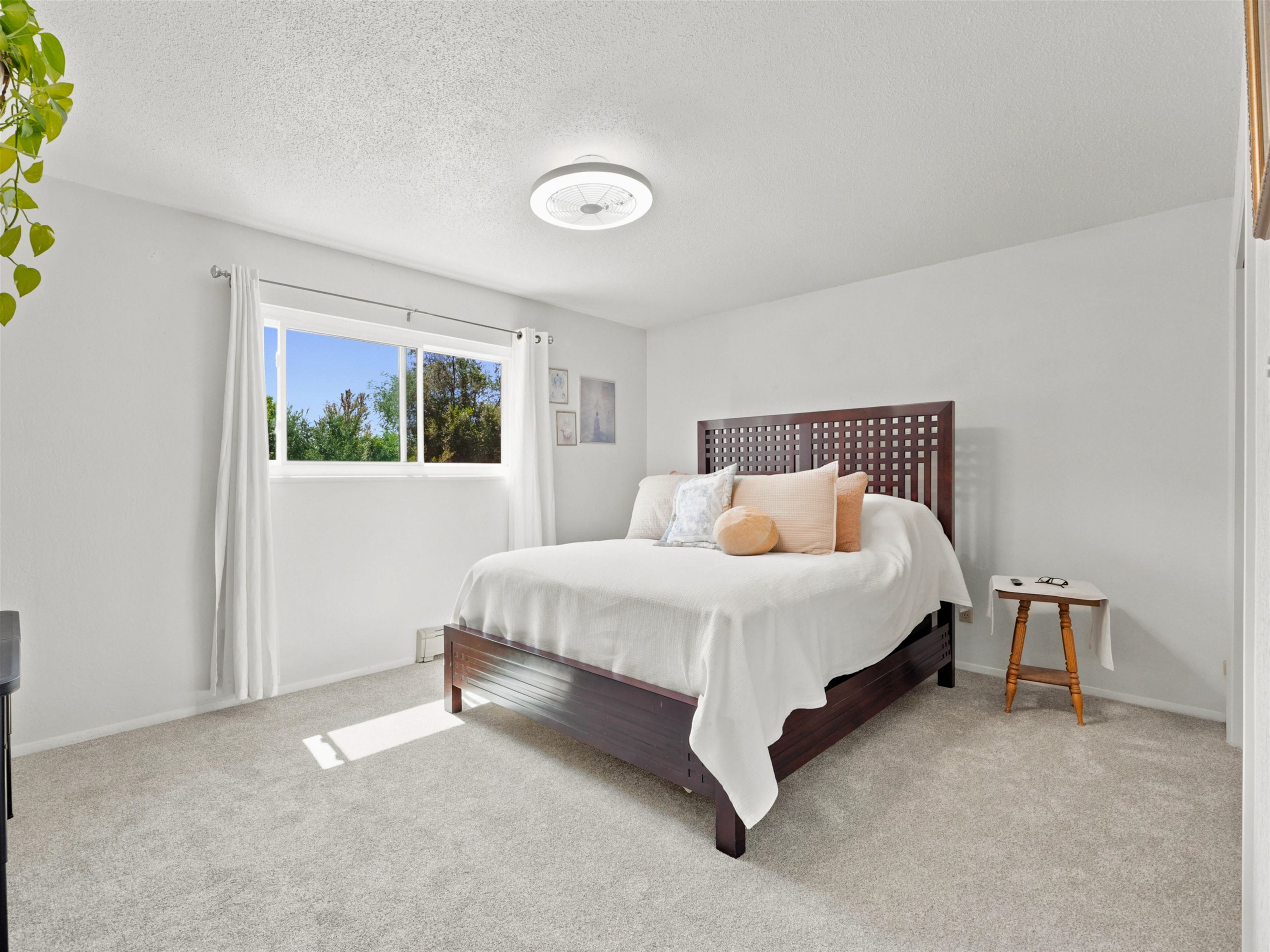 562 Normandy Drive Property Photo 16