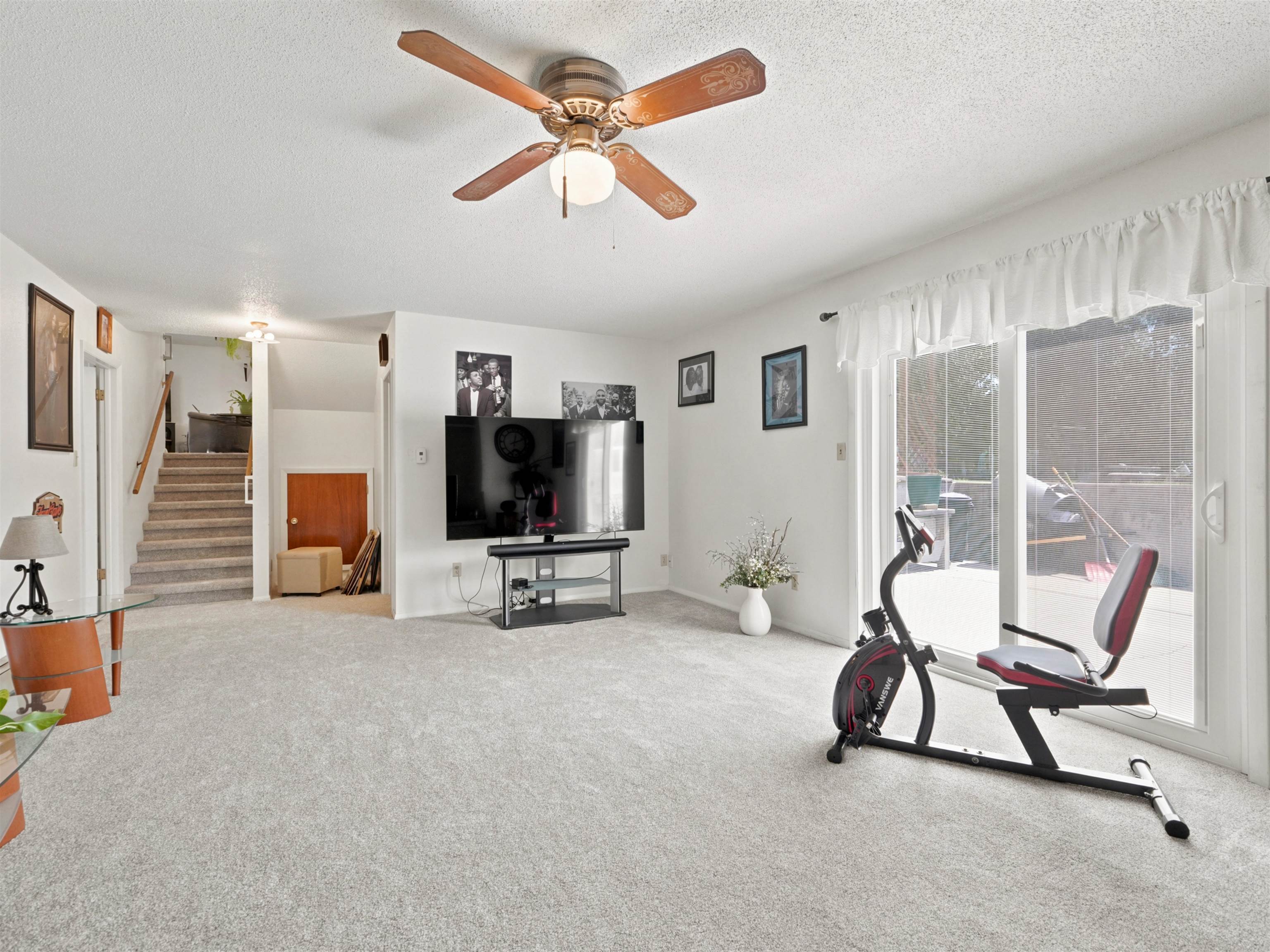 562 Normandy Drive Property Photo 26