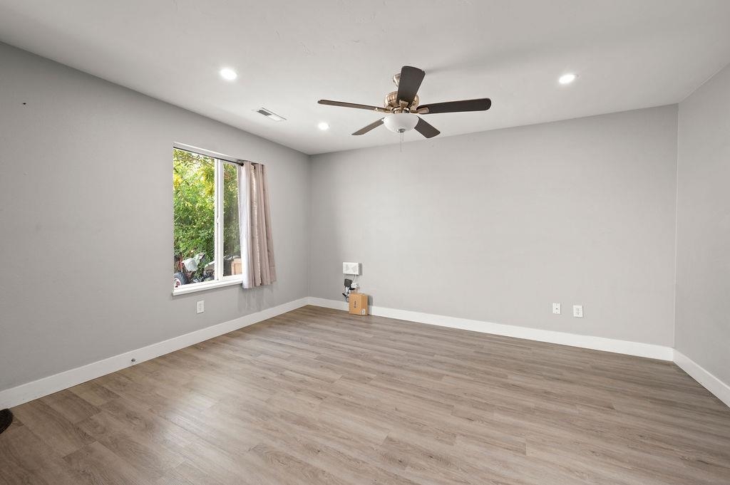 3045 Lancaster Gate Street Property Photo 11