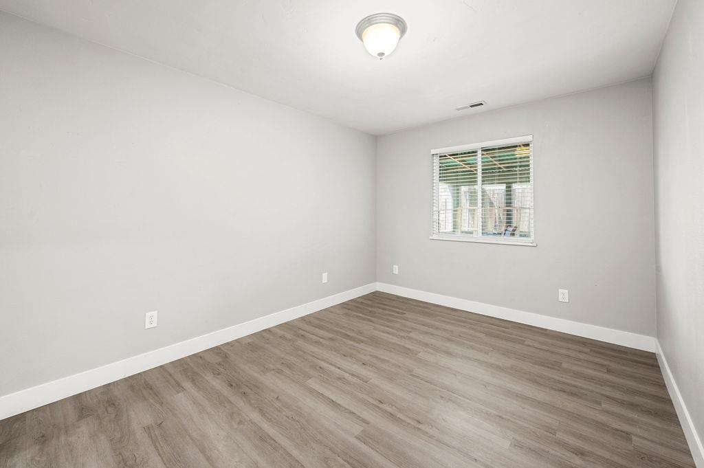 3045 Lancaster Gate Street Property Photo 14