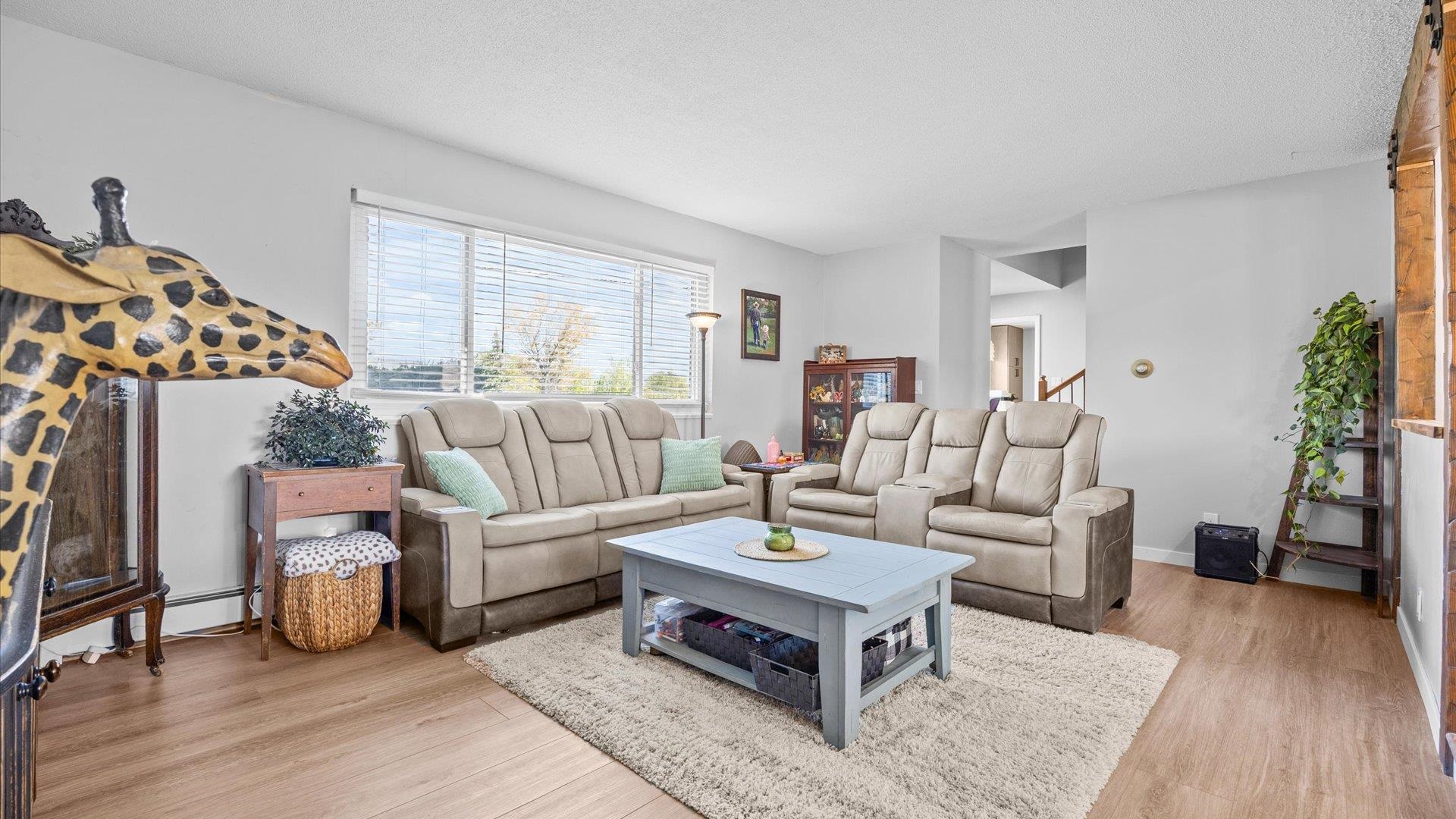 661 29 1/2 Road Property Photo 14