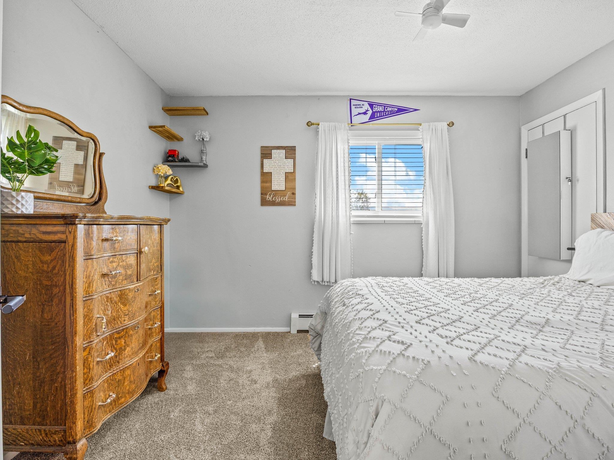 661 29 1/2 Road Property Photo 23
