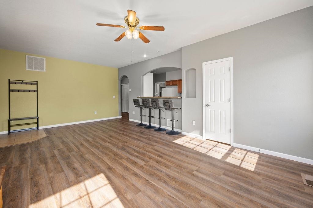 2464 Thunder Mountain Drive Property Photo 6