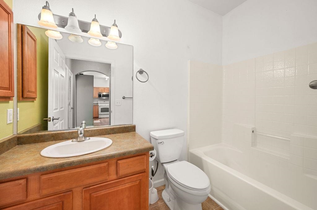 2464 Thunder Mountain Drive Property Photo 15