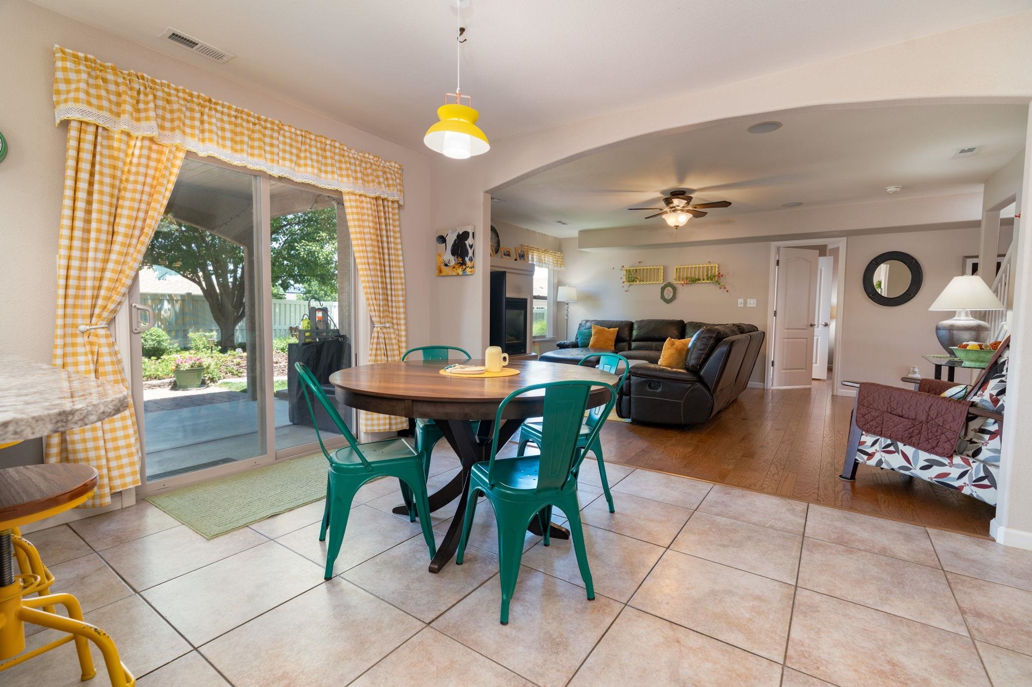 2886 Fall Creek Drive Property Photo 10