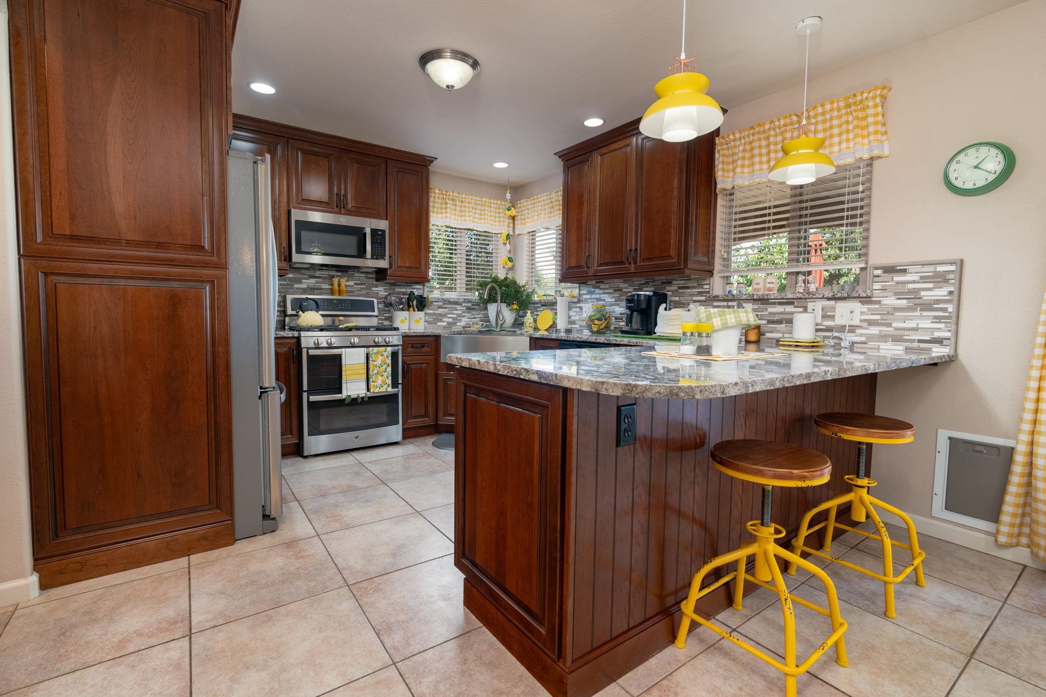 2886 Fall Creek Drive Property Photo 12