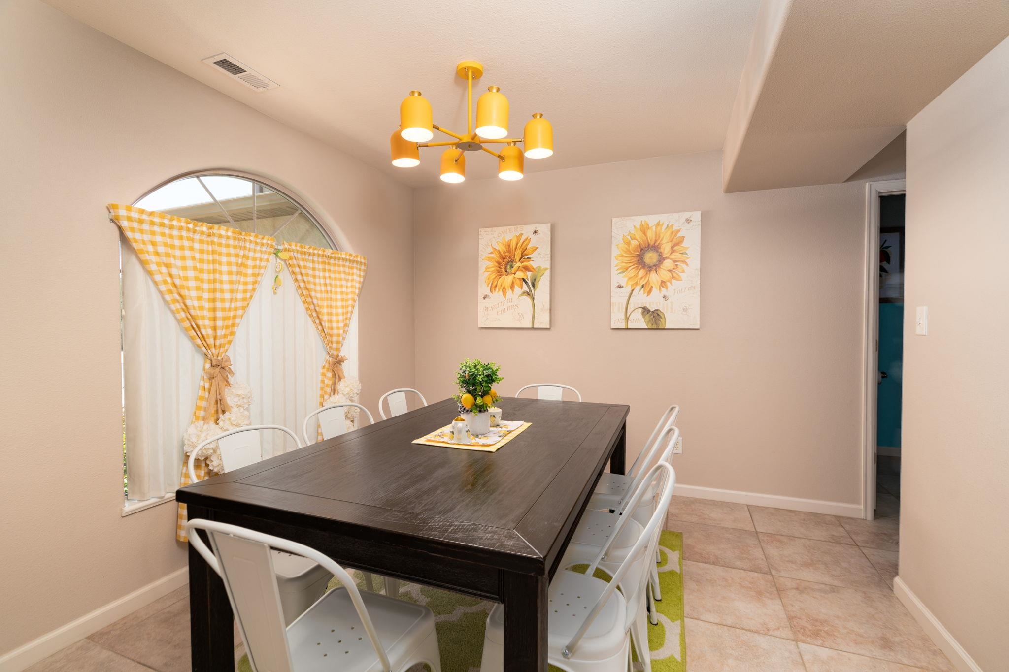 2886 Fall Creek Drive Property Photo 15