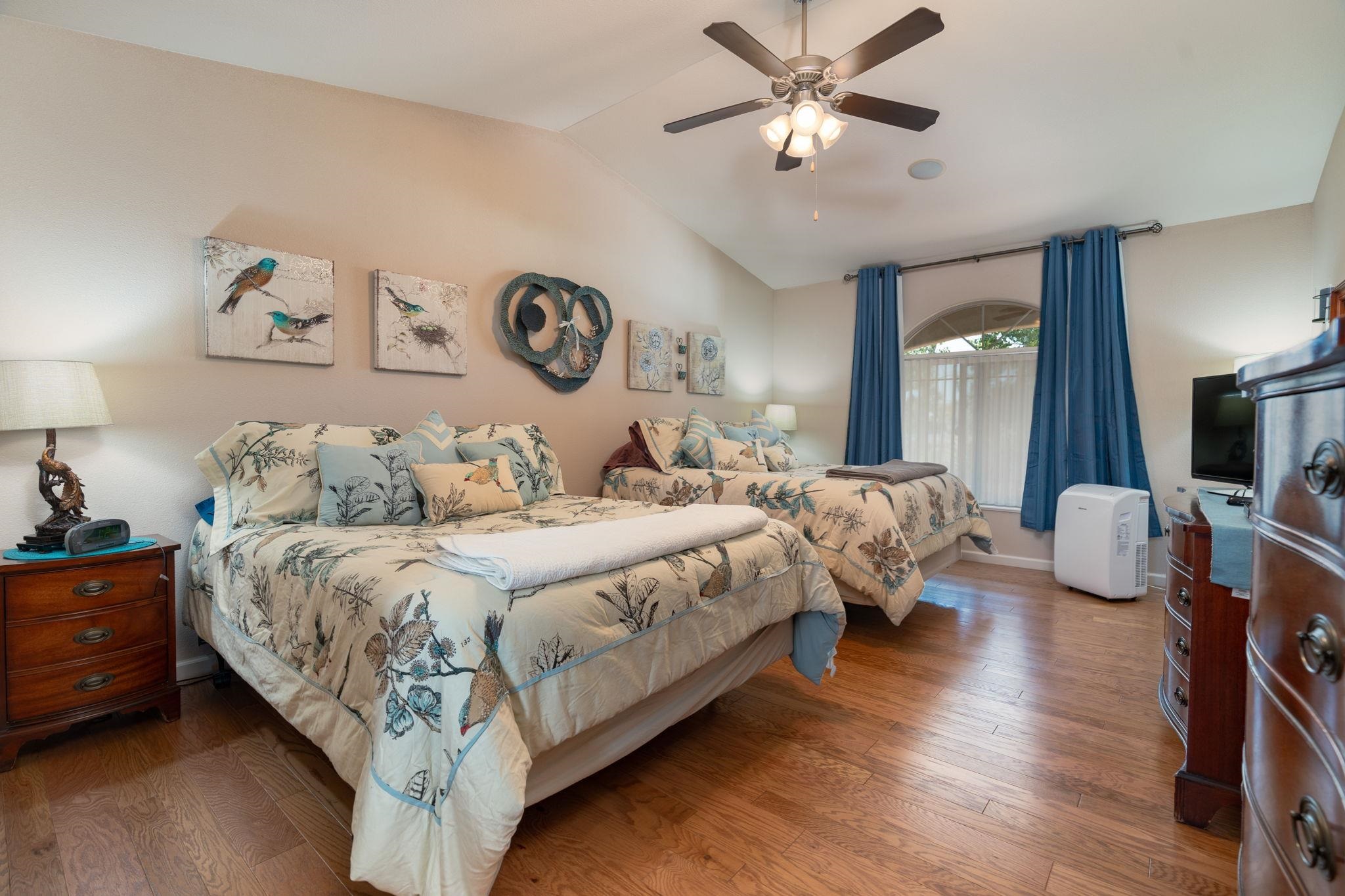 2886 Fall Creek Drive Property Photo 17