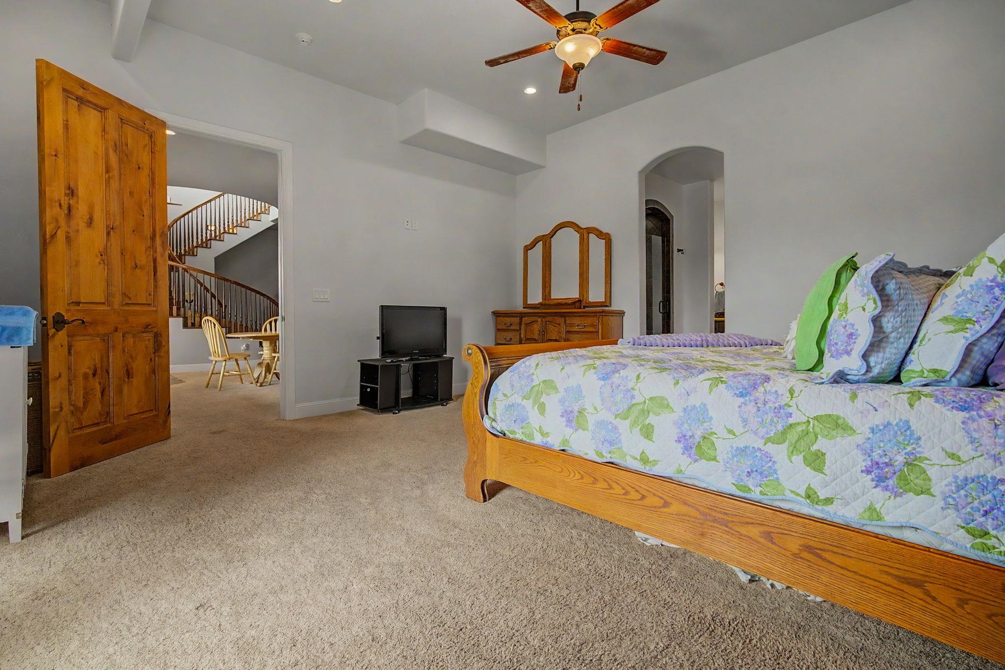 2376 I 1/2 Road Property Photo 26