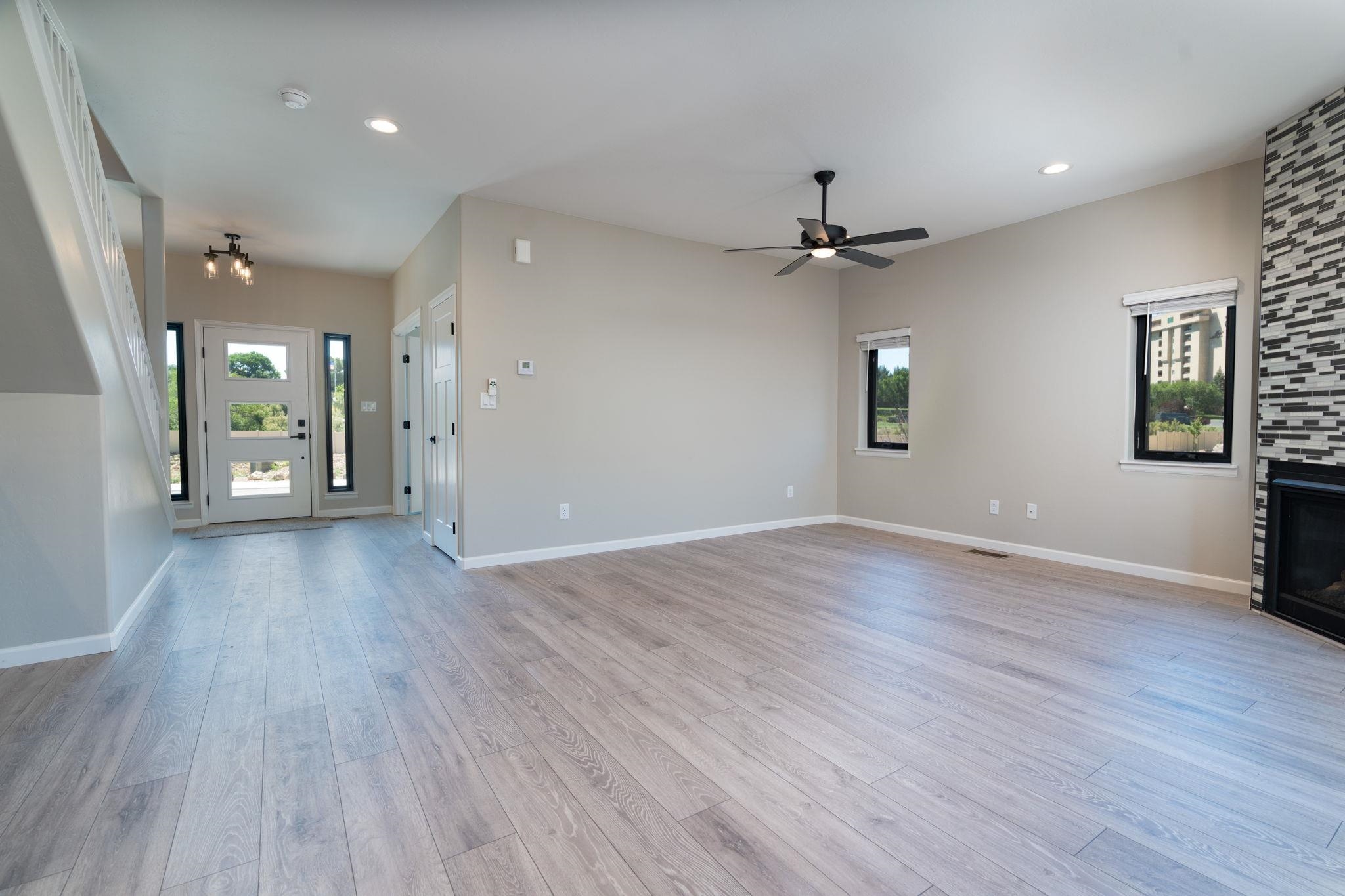 665 Tilman Drive Property Photo 4