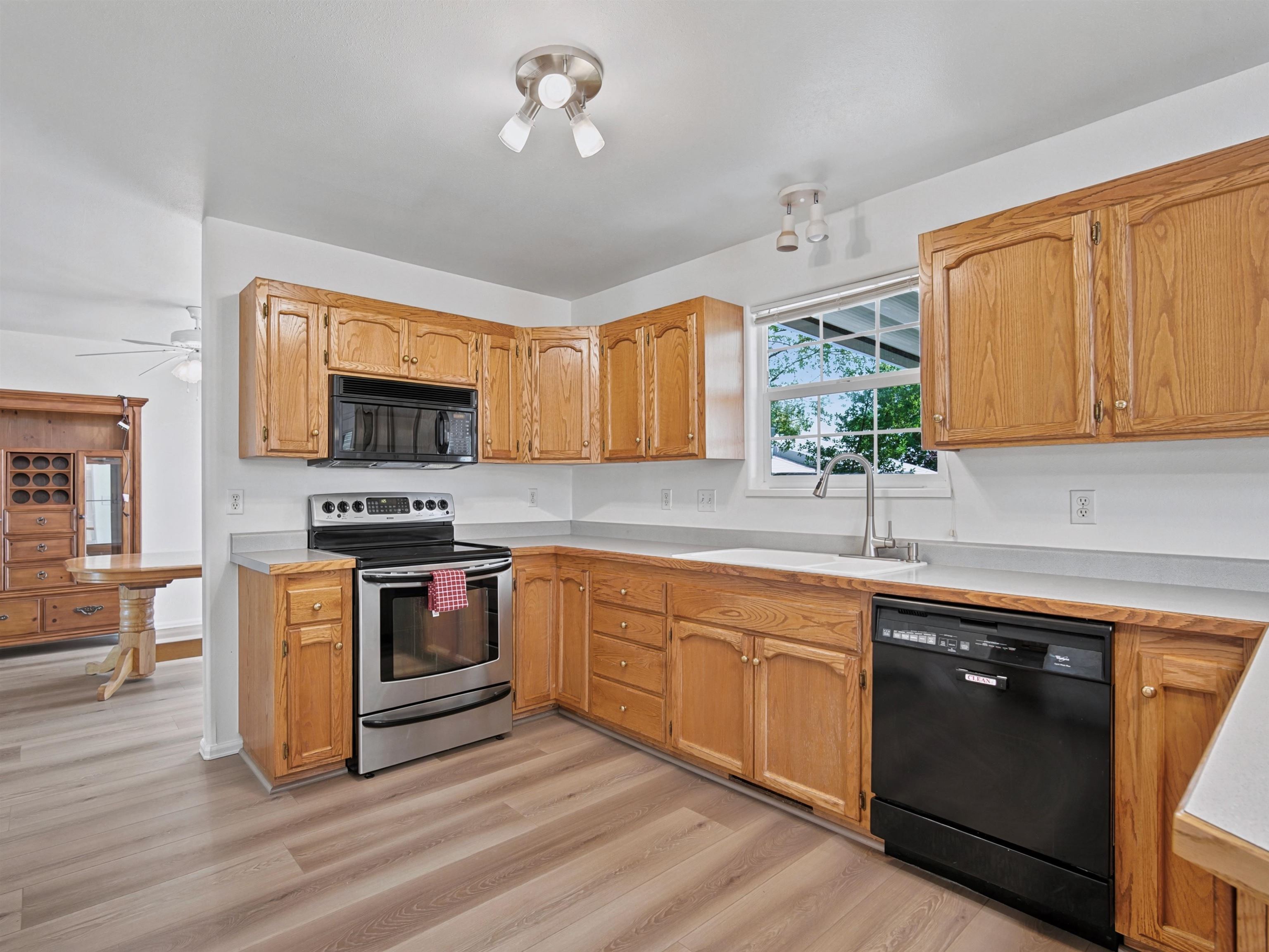 2993 Bret Drive Property Photo 17