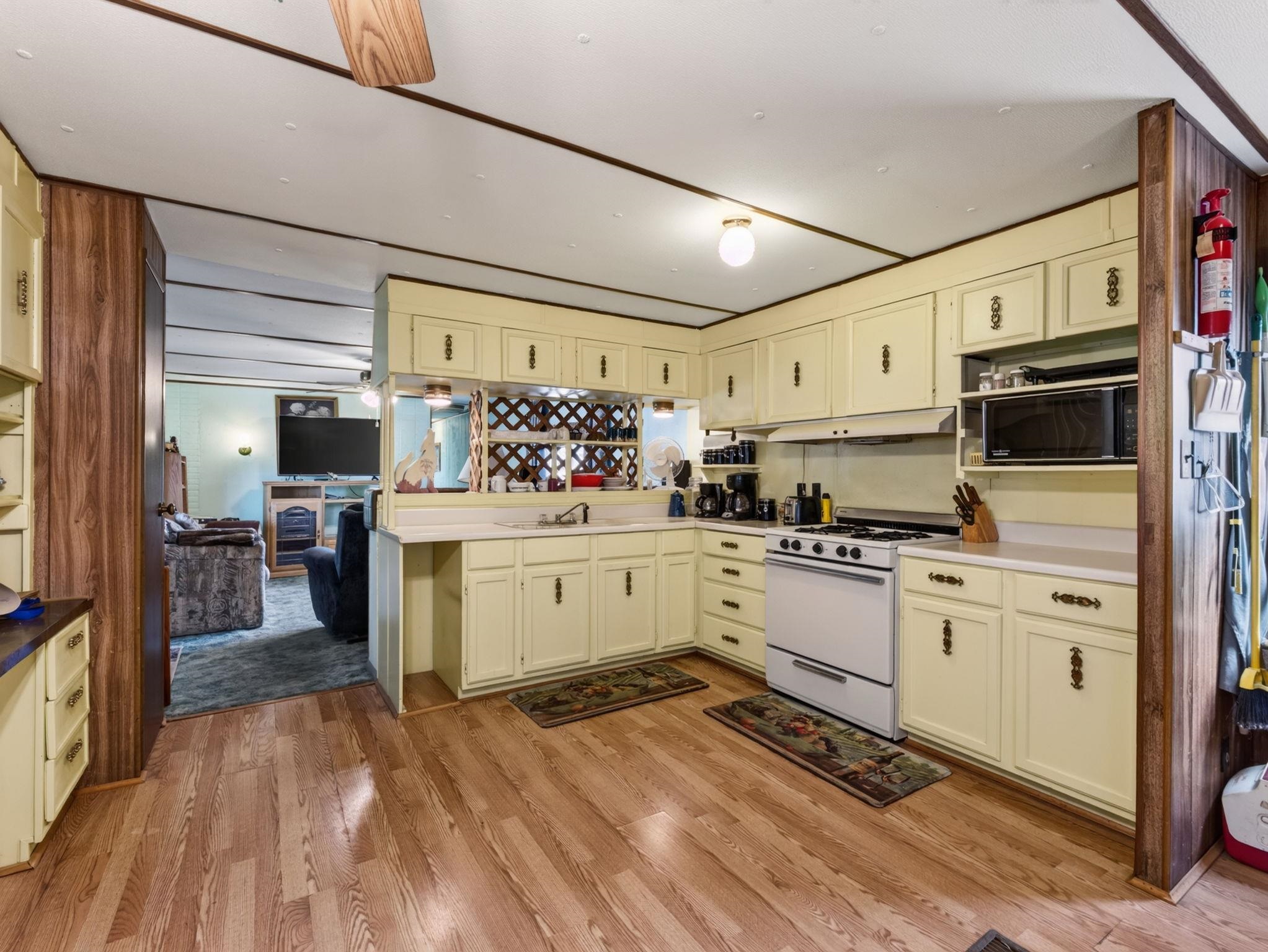 2958 Texas Avenue Property Photo 13