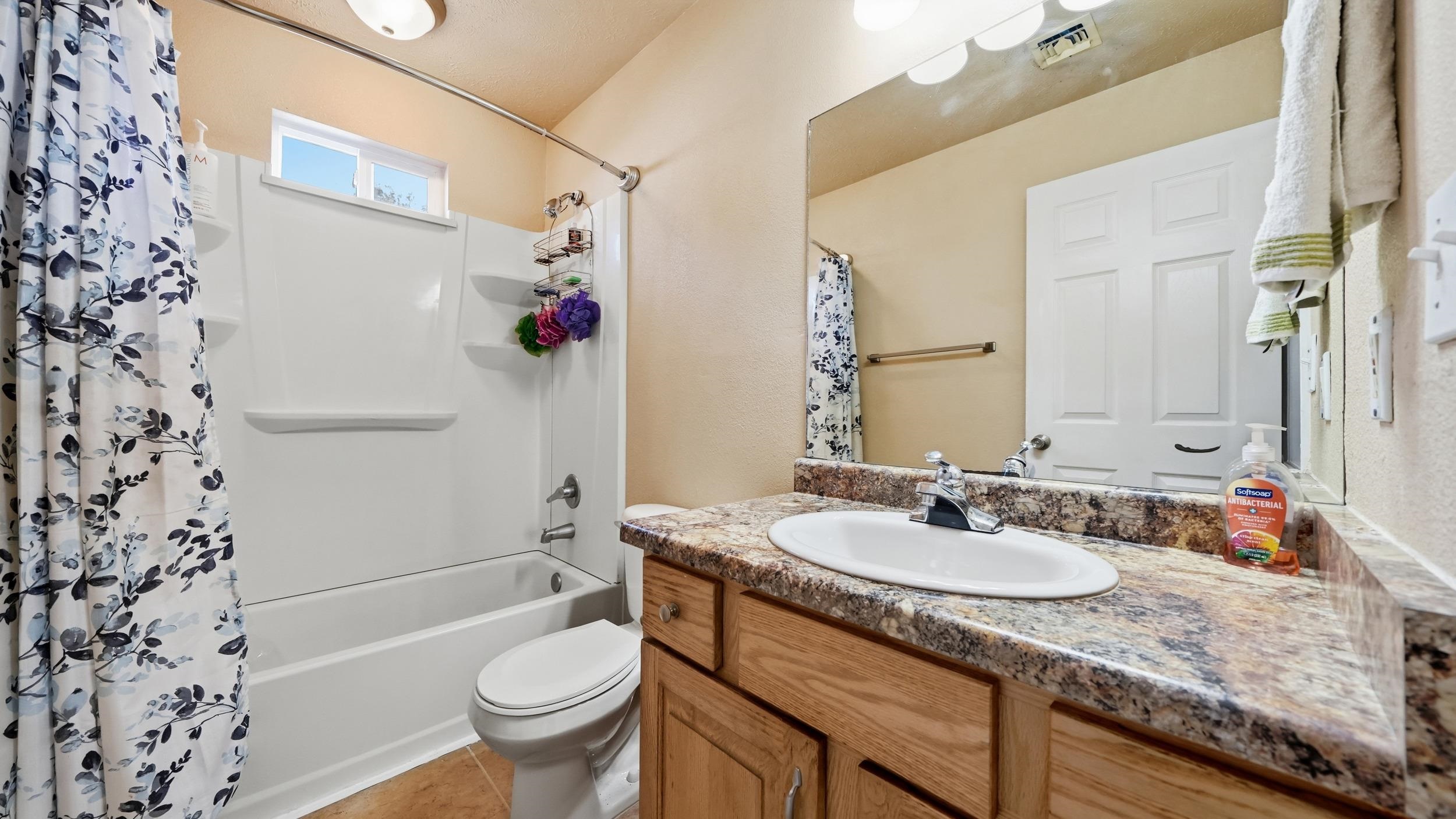815 E Harrison Avenue Property Photo 11