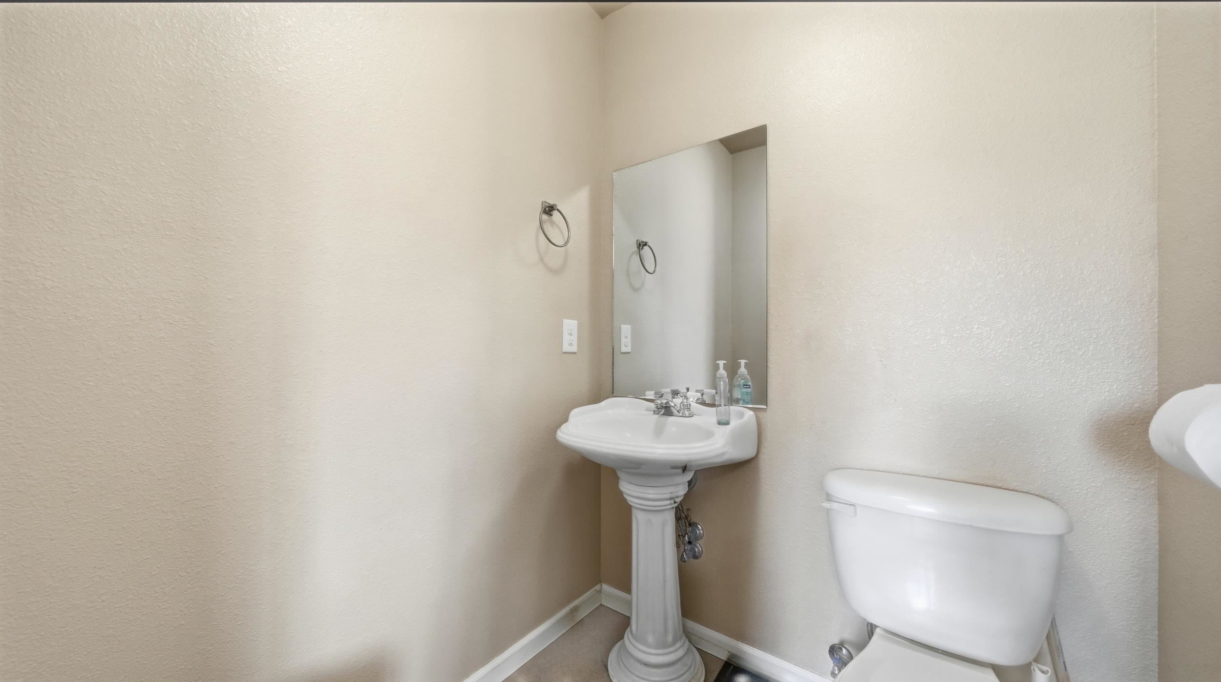 815 E Harrison Avenue Property Photo 14