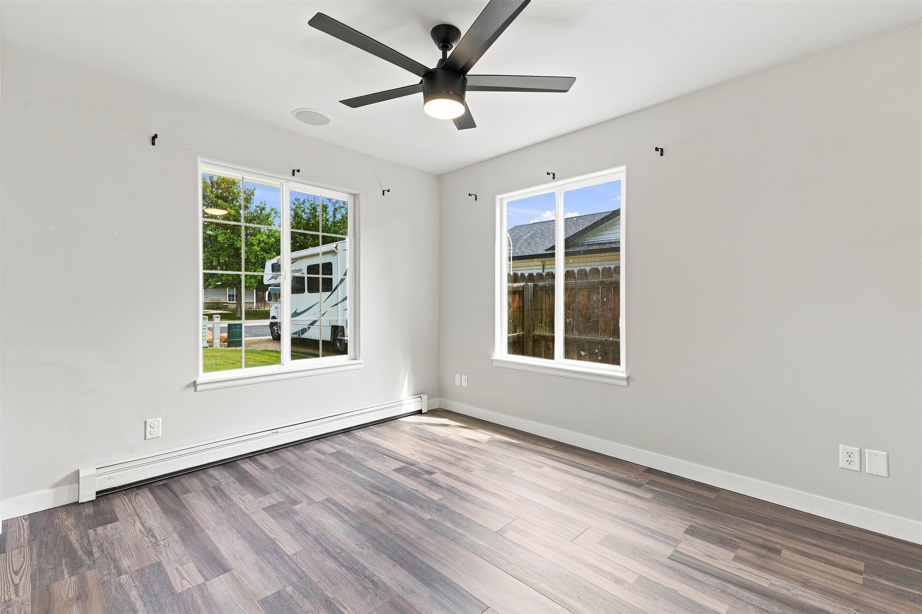 669 Marshall Street Property Photo 6