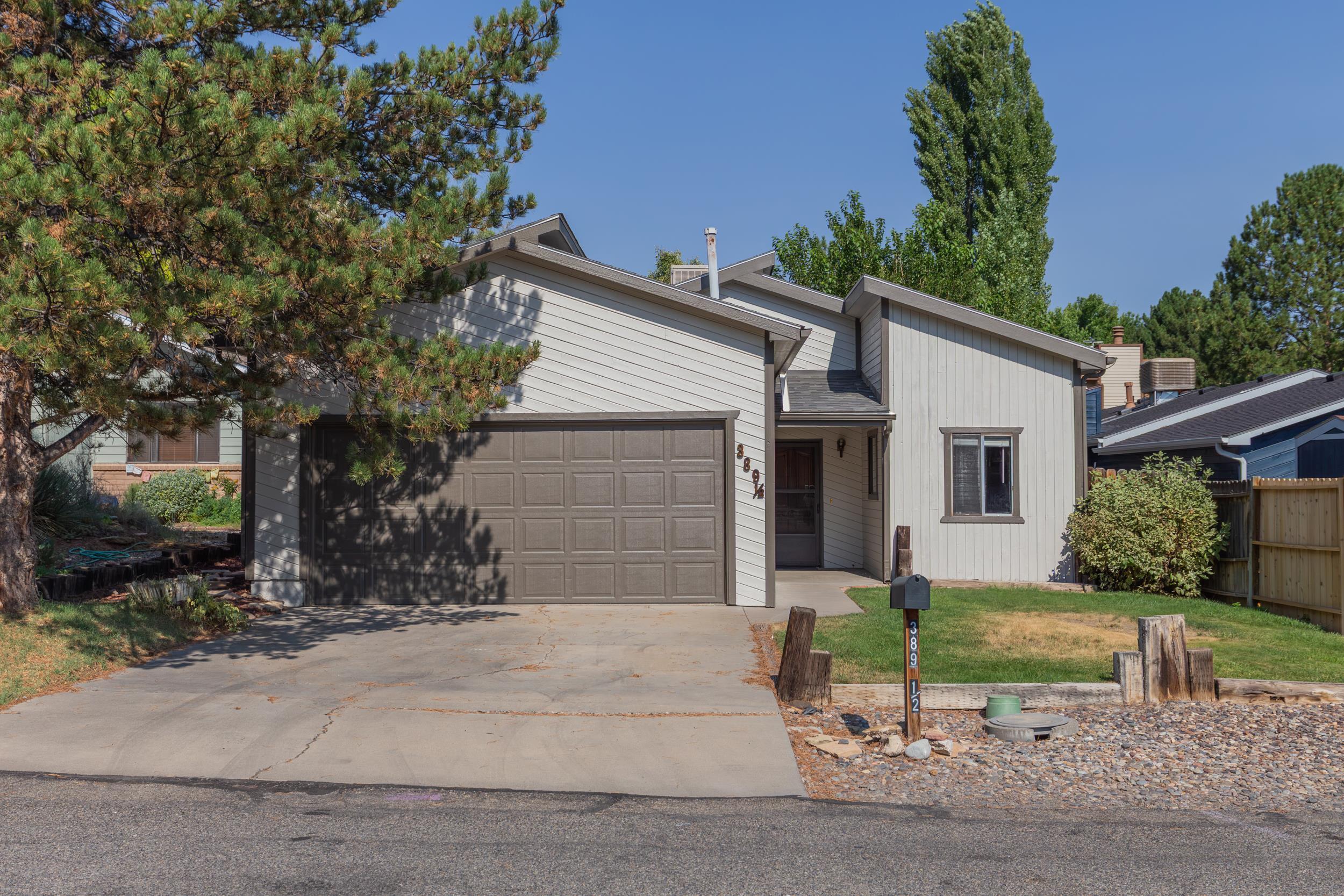 389 1/2 Ridge View Drive Property Photo 1