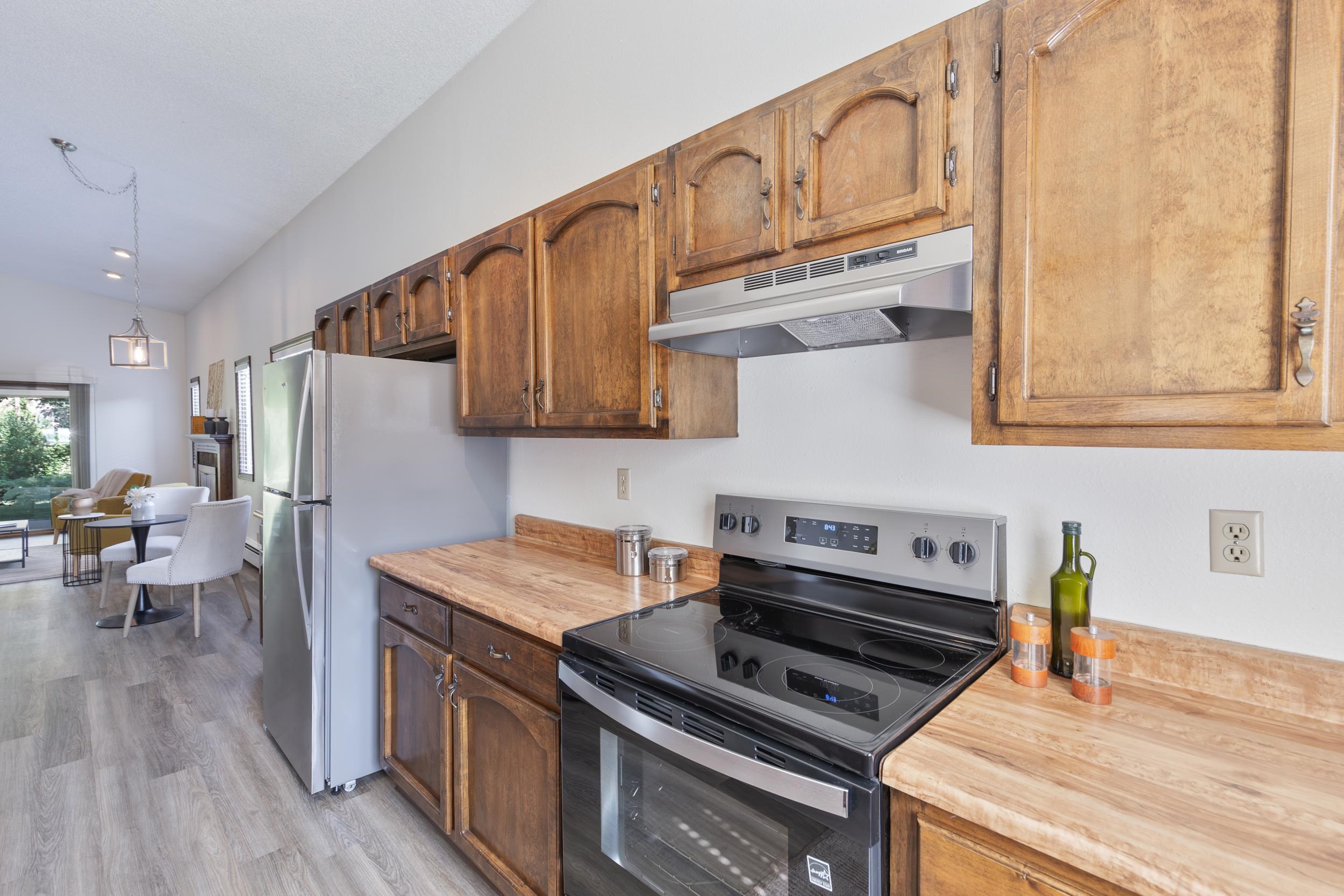 389 1/2 Ridge View Drive Property Photo 8