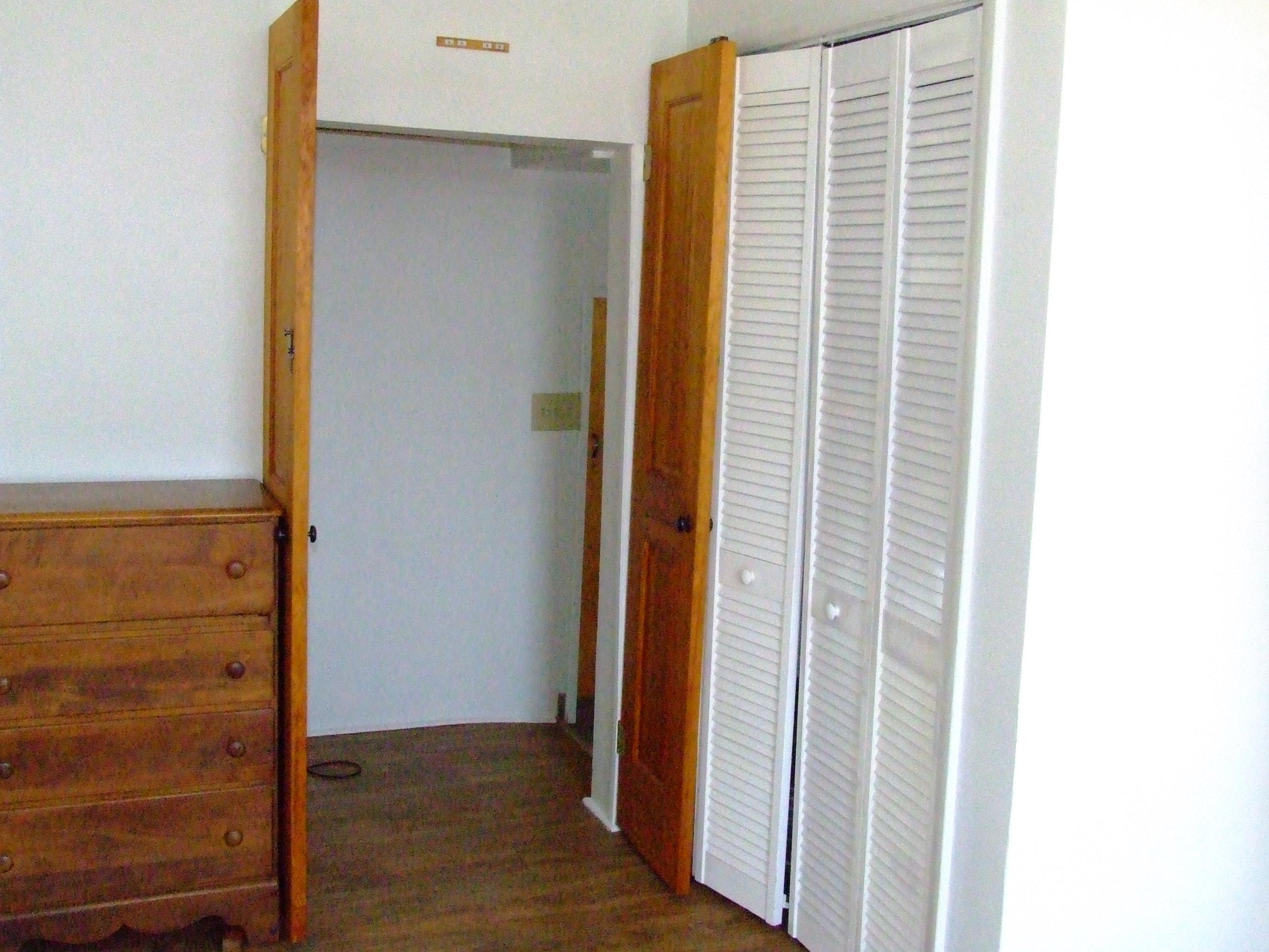 528 29 1/2 Road Property Photo 13