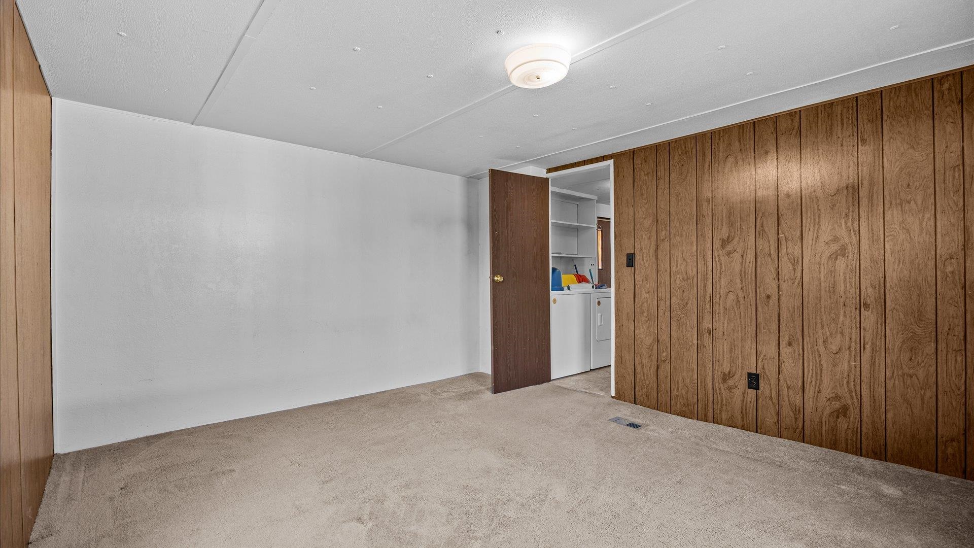 516 31 1/2 Road Property Photo 8