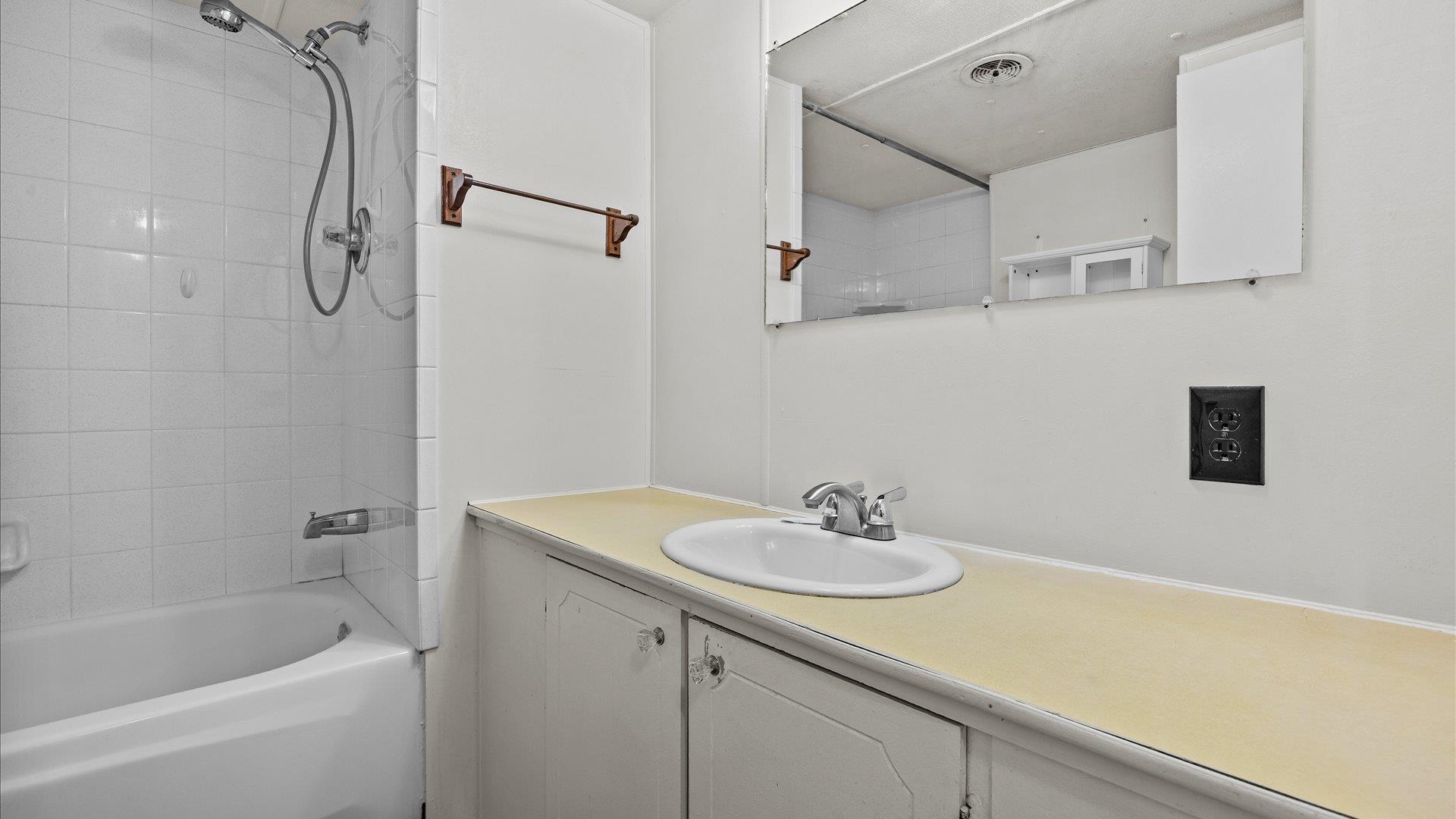 516 31 1/2 Road Property Photo 10