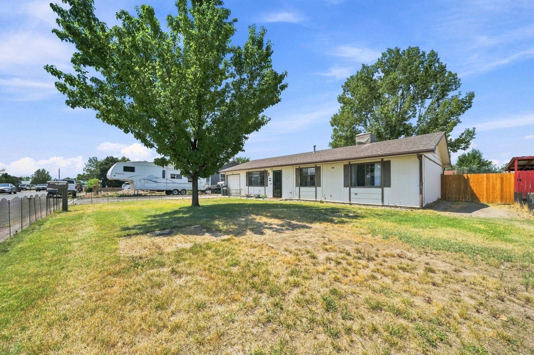 447 Doris Road Property Photo 1
