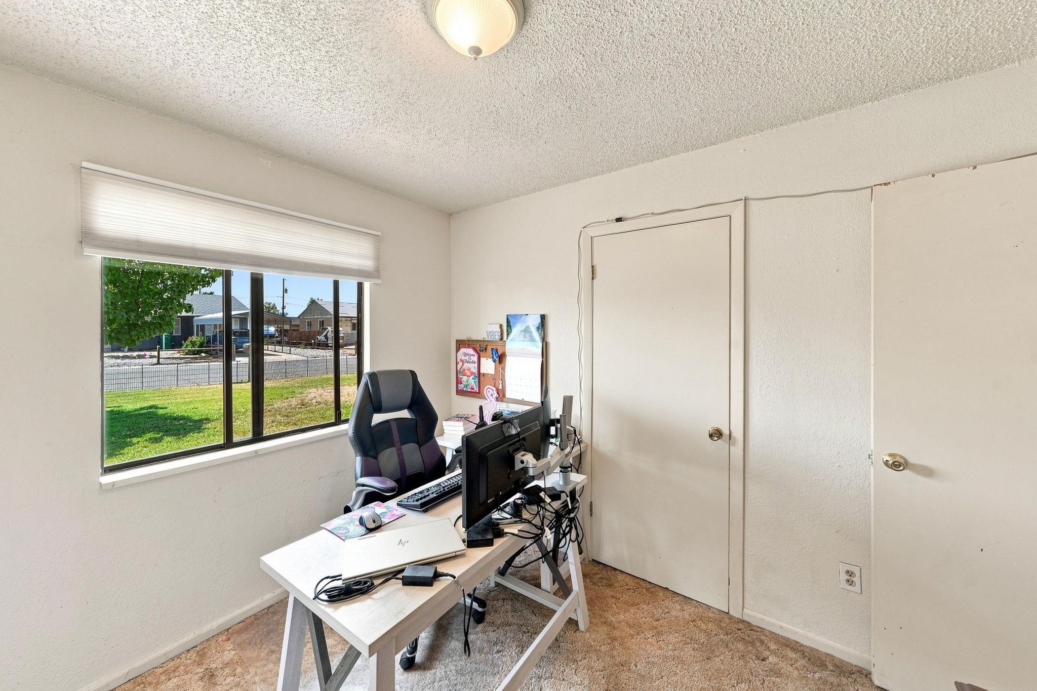 447 Doris Road Property Photo 13