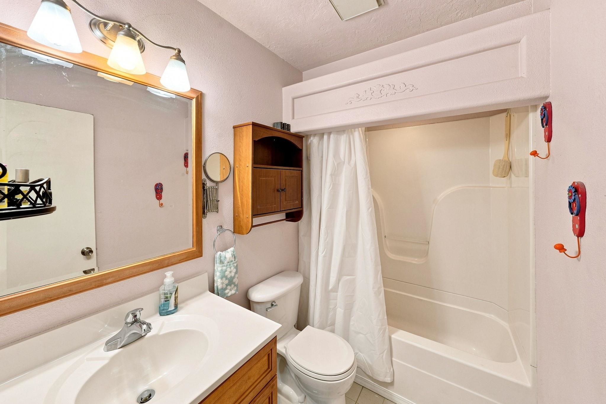 447 Doris Road Property Photo 15