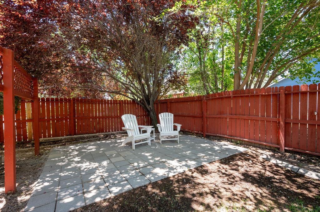 619 Devin Drive Property Photo 40