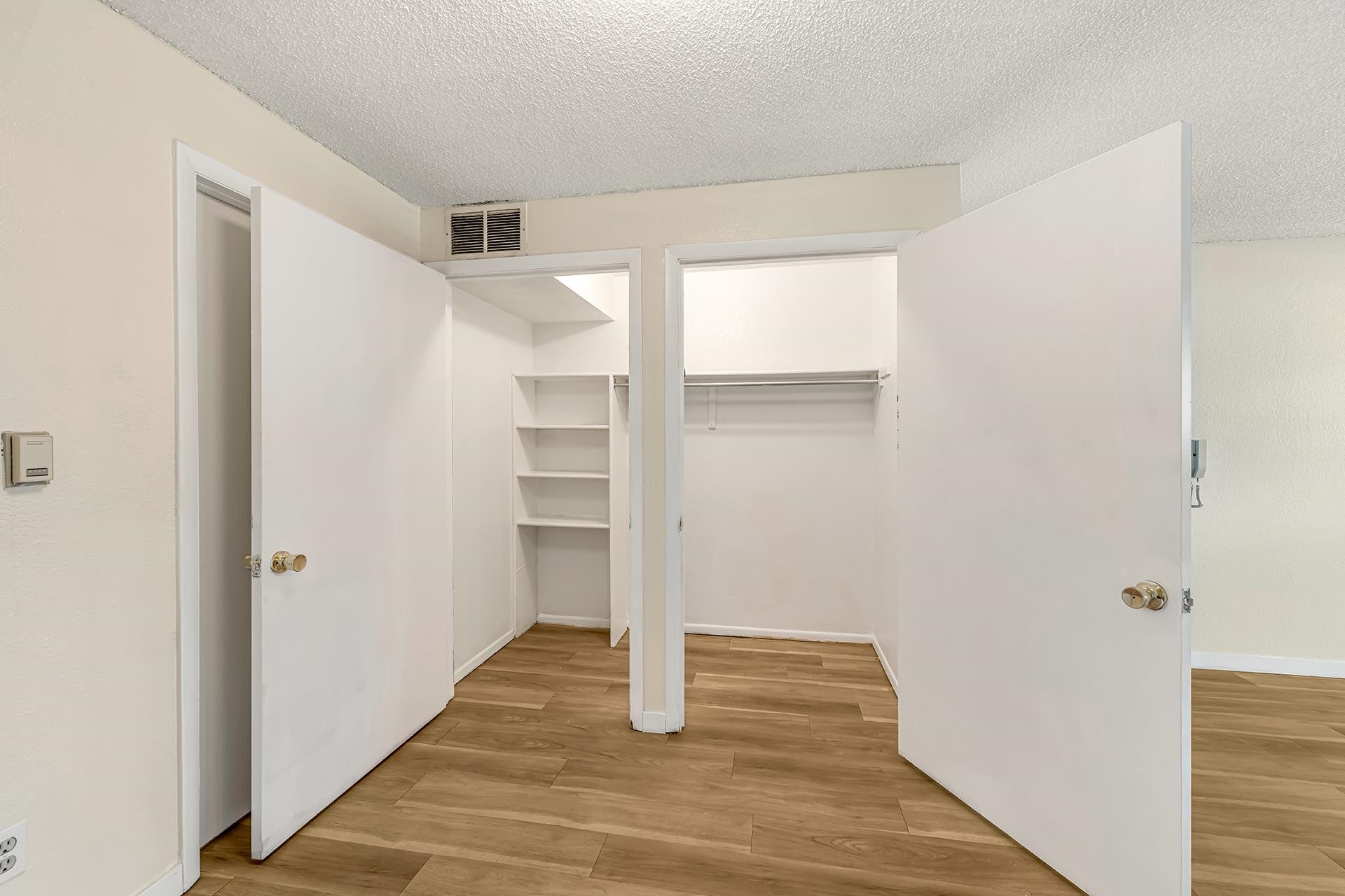 1140 Walnut Avenue Property Photo 17