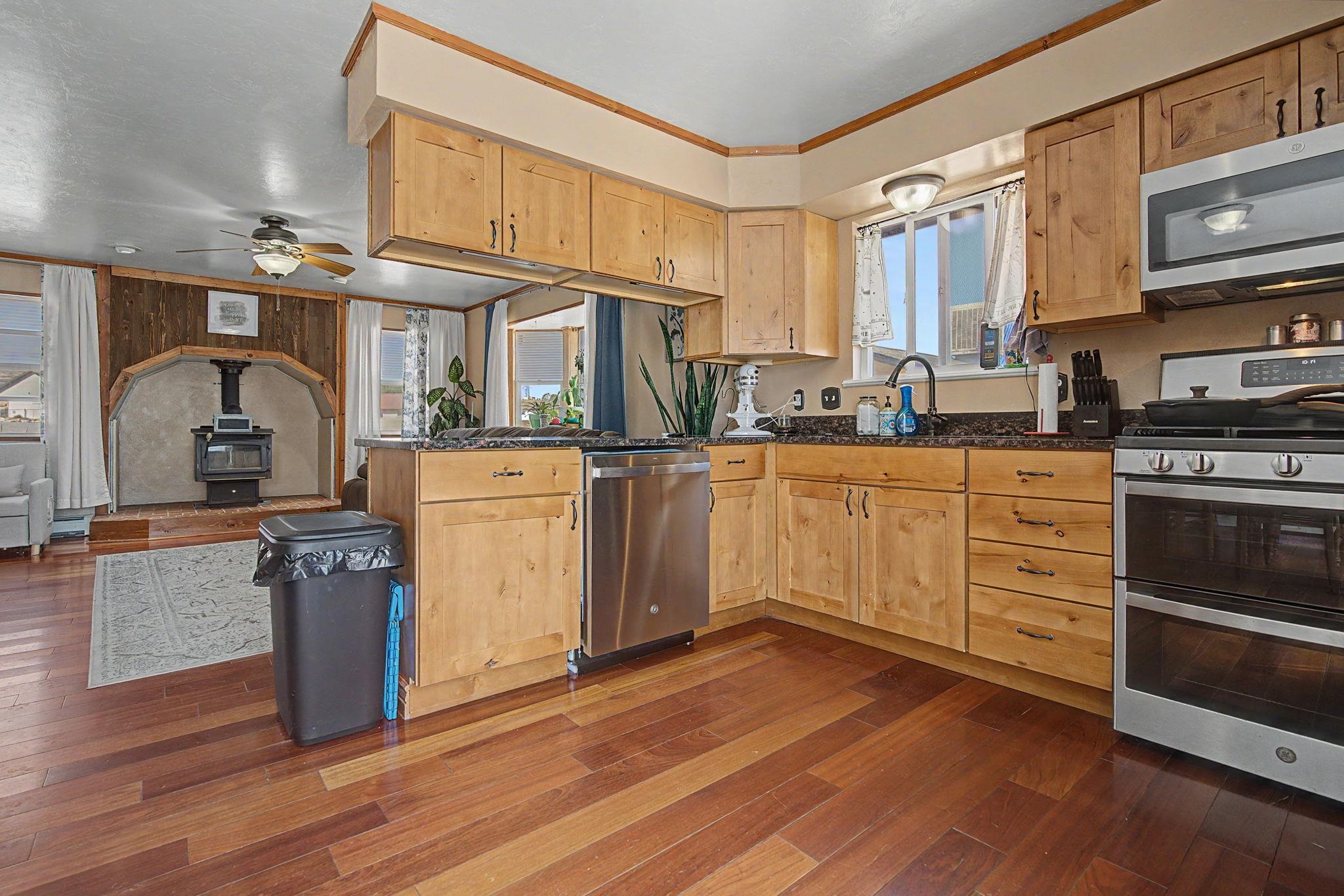 106 Mesa View Avenue Property Photo 7