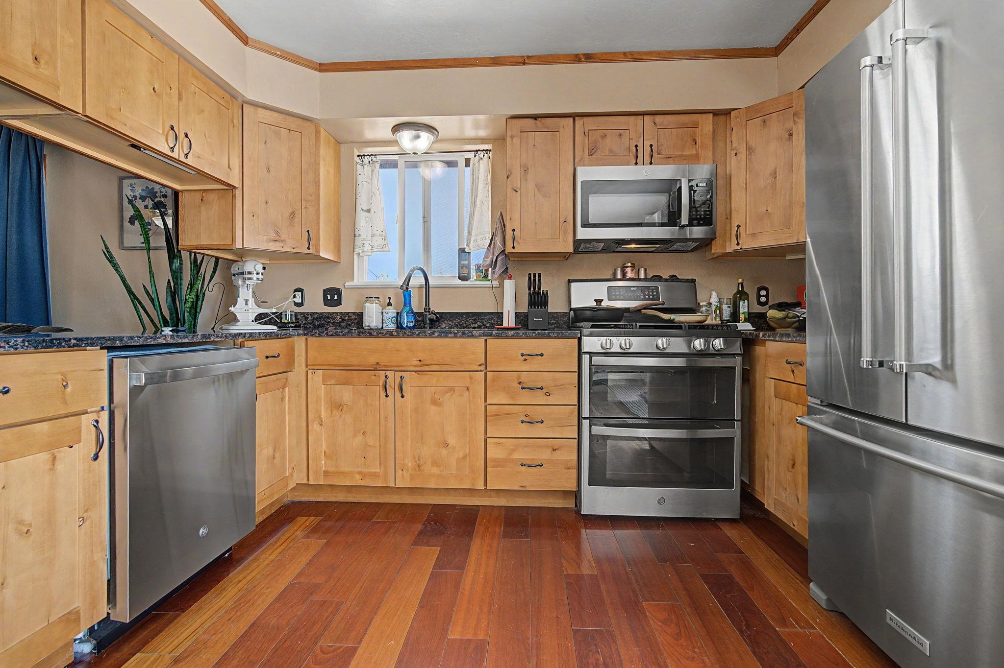 106 Mesa View Avenue Property Photo 8
