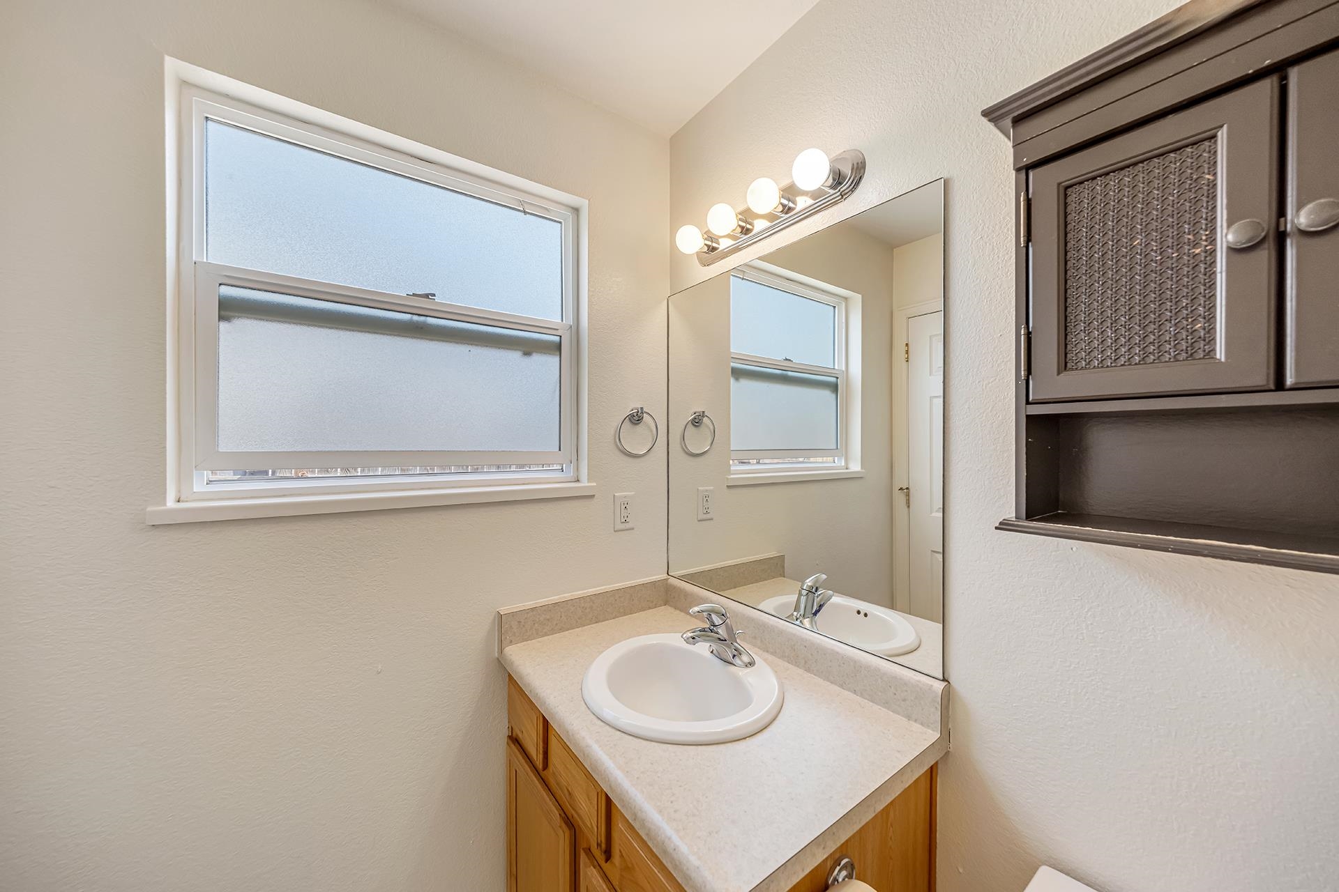 493 Aspen Grove Drive Property Photo 13